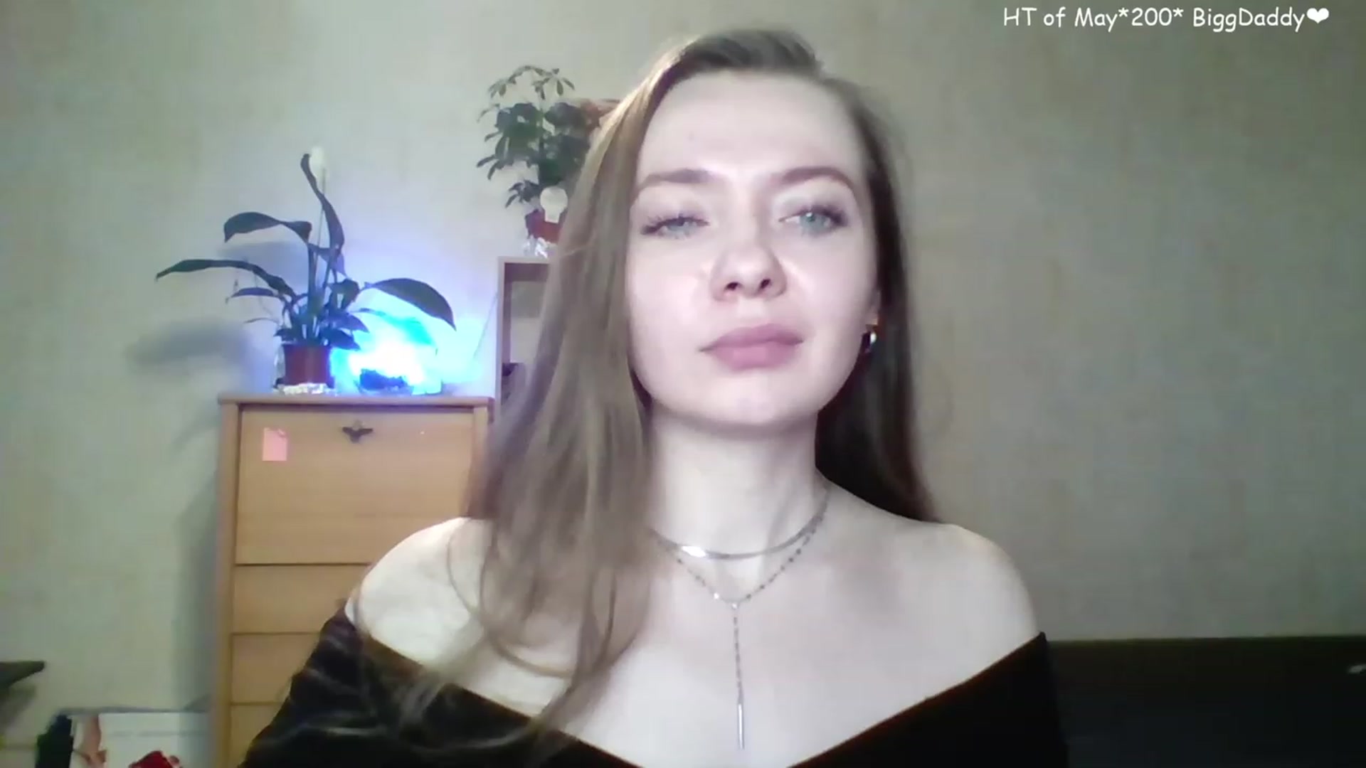 Gallery image thumbnail from LizaGhost's myfreecams stream on, 05/02/2023, 13:14 image 16 of 20