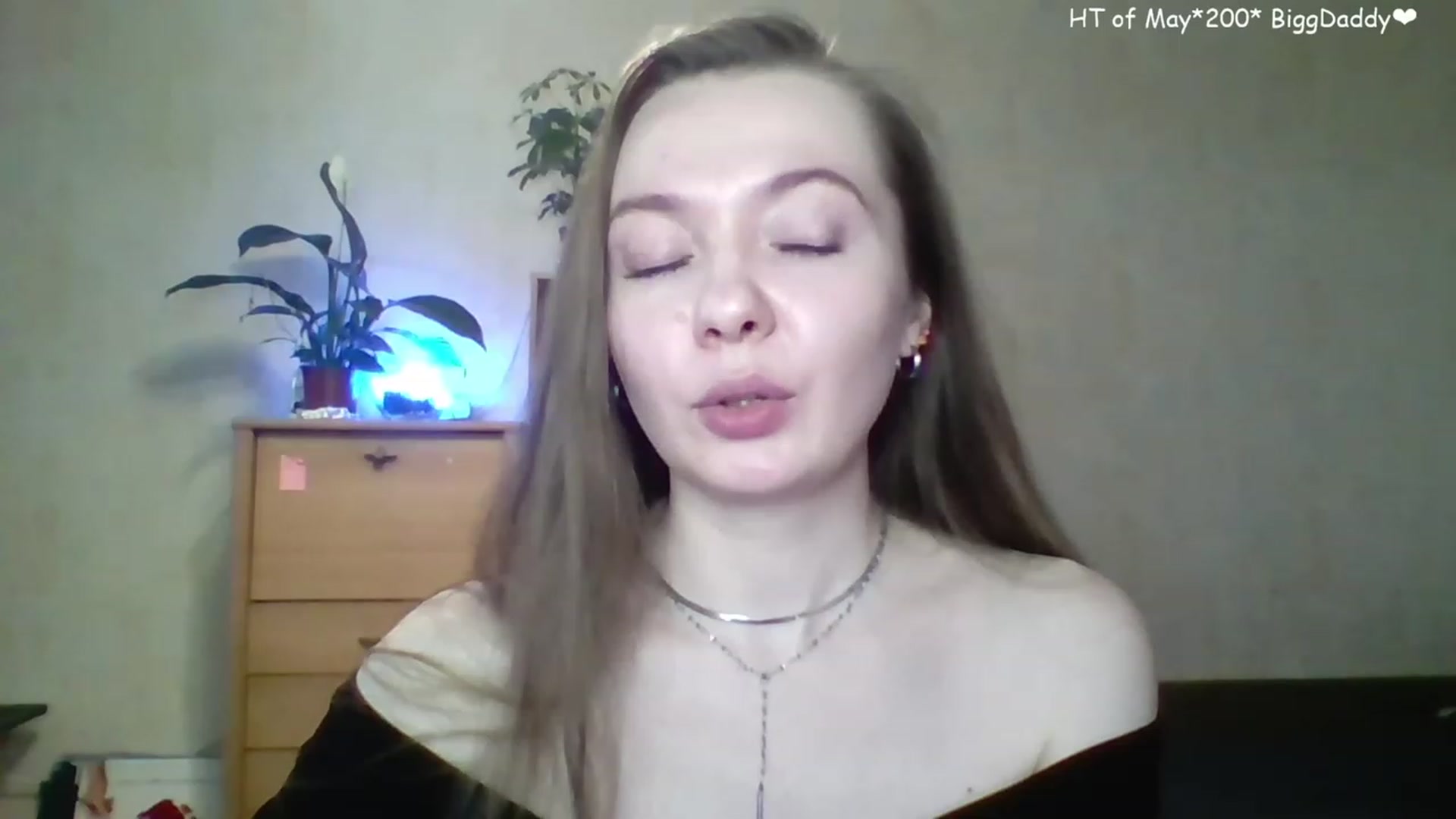 Gallery image thumbnail from LizaGhost's myfreecams stream on, 05/02/2023, 13:14 image 20 of 20