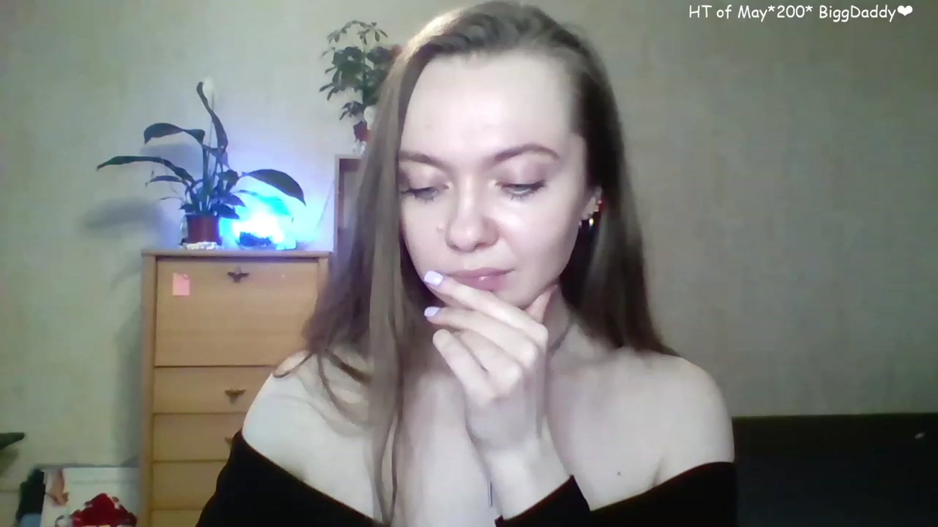 Gallery image thumbnail from LizaGhost's myfreecams stream on, 05/02/2023, 13:14 image 7 of 20