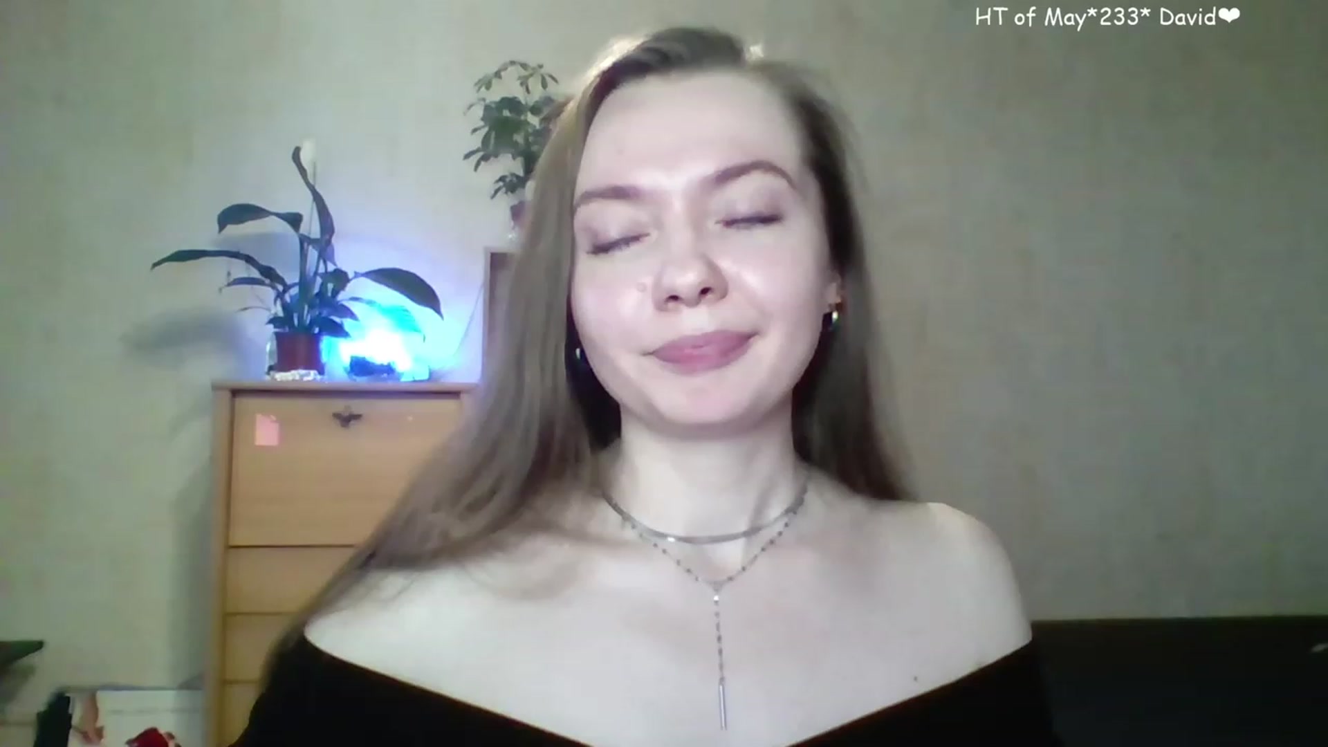 Gallery image thumbnail from LizaGhost's myfreecams stream on, 05/02/2023, 15:22 image 5 of 20