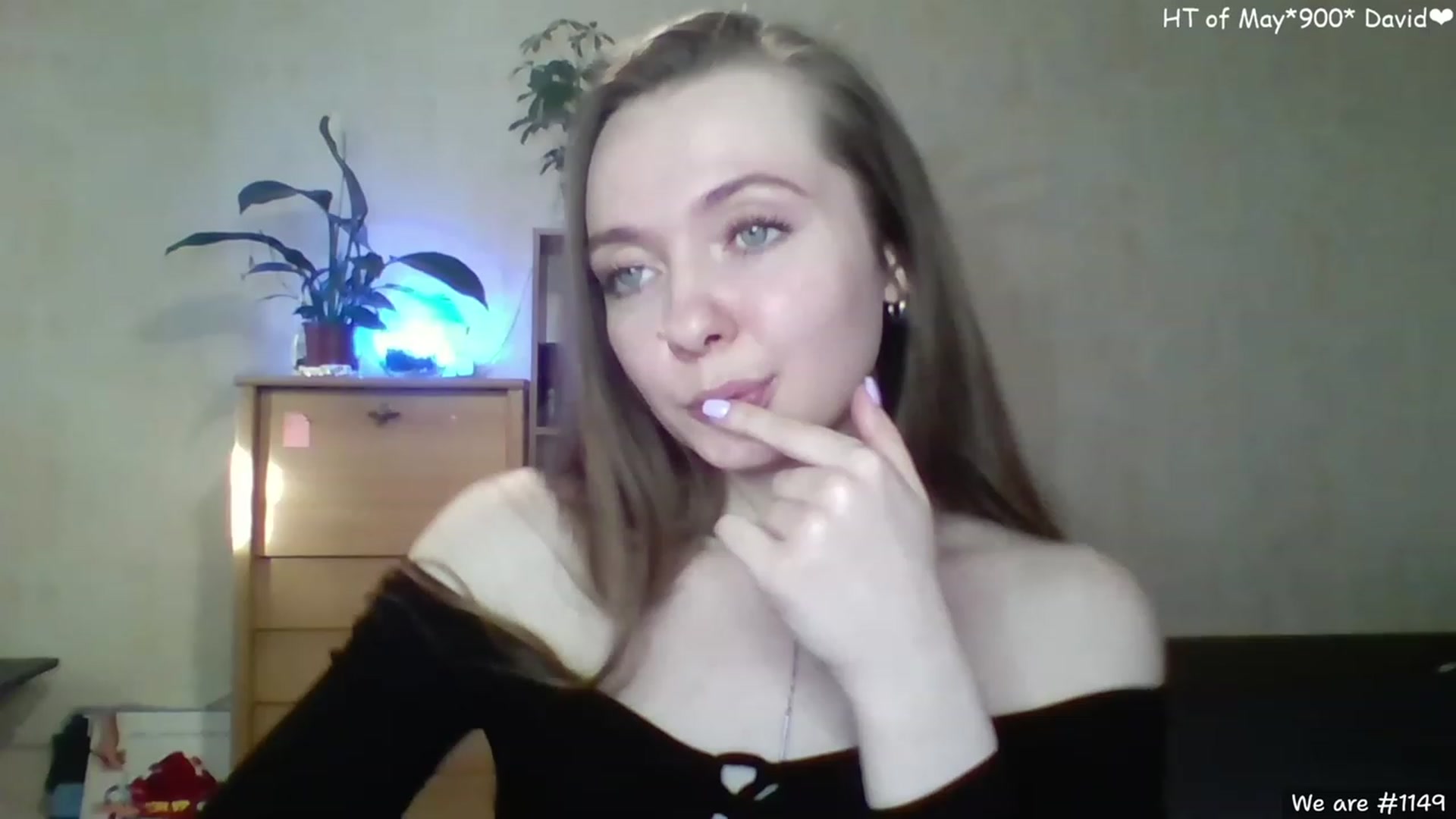 Gallery image thumbnail from LizaGhost's myfreecams stream on, 05/02/2023, 15:22 image 17 of 20