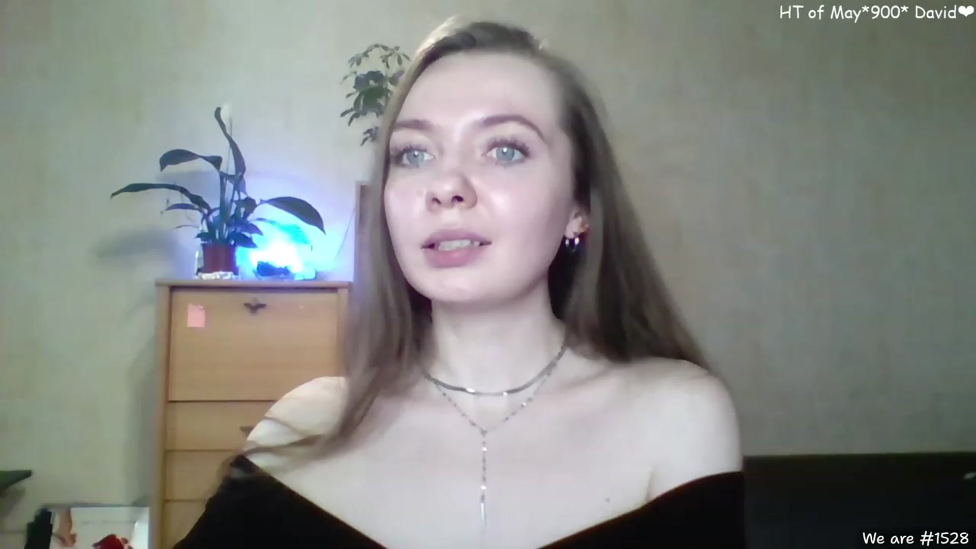 Gallery image thumbnail from LizaGhost's myfreecams stream on, 05/02/2023, 15:22 image 8 of 20