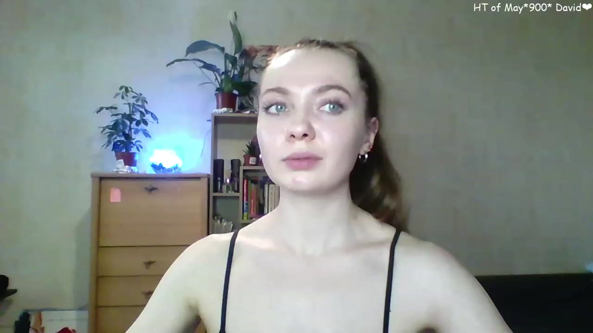 Gallery image thumbnail from LizaGhost's myfreecams stream on, 05/03/2023, 13:55 image 3 of 20