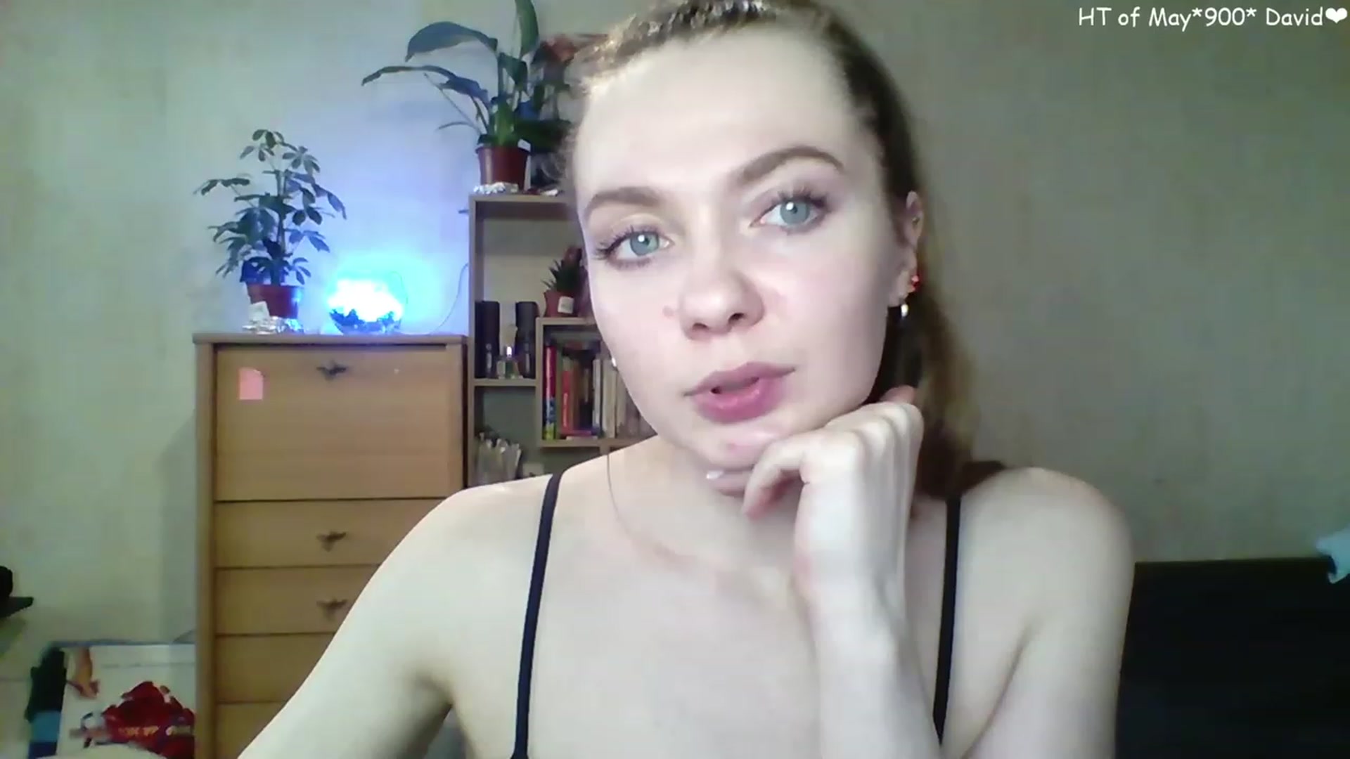 Gallery image thumbnail from LizaGhost's myfreecams stream on, 05/03/2023, 13:55 image 15 of 20
