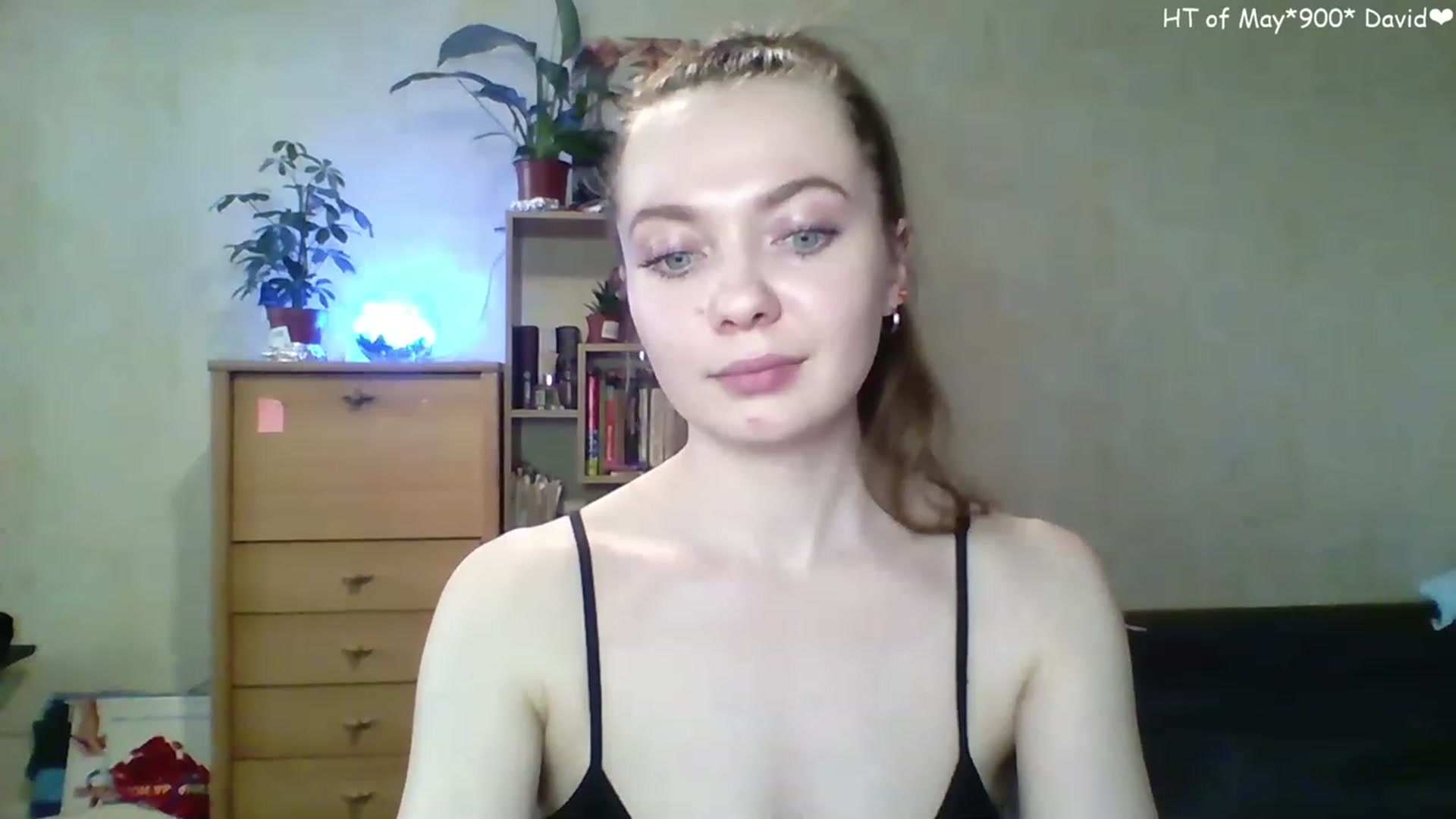 Gallery image thumbnail from LizaGhost's myfreecams stream on, 05/03/2023, 13:55 image 8 of 20