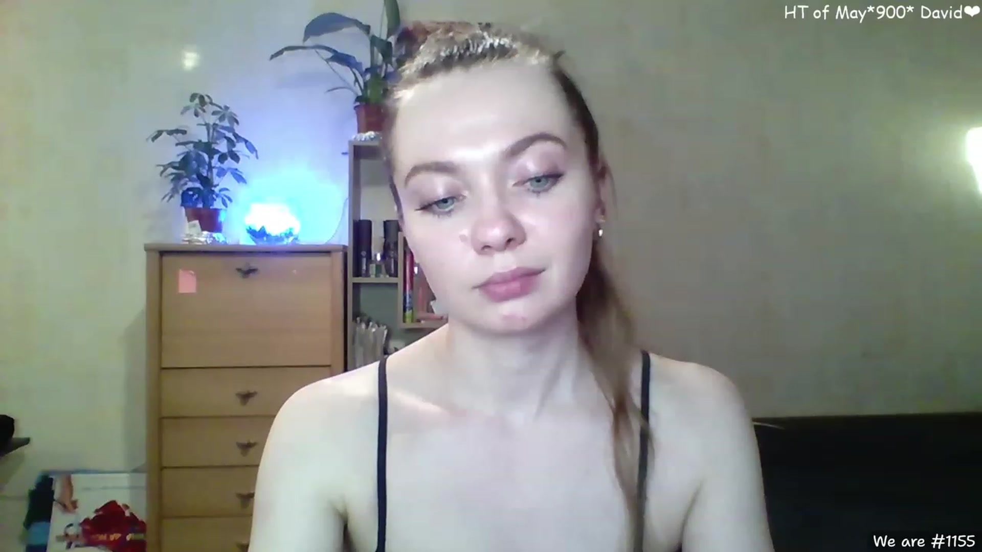Gallery image thumbnail from LizaGhost's myfreecams stream on, 05/03/2023, 16:27 image 17 of 20