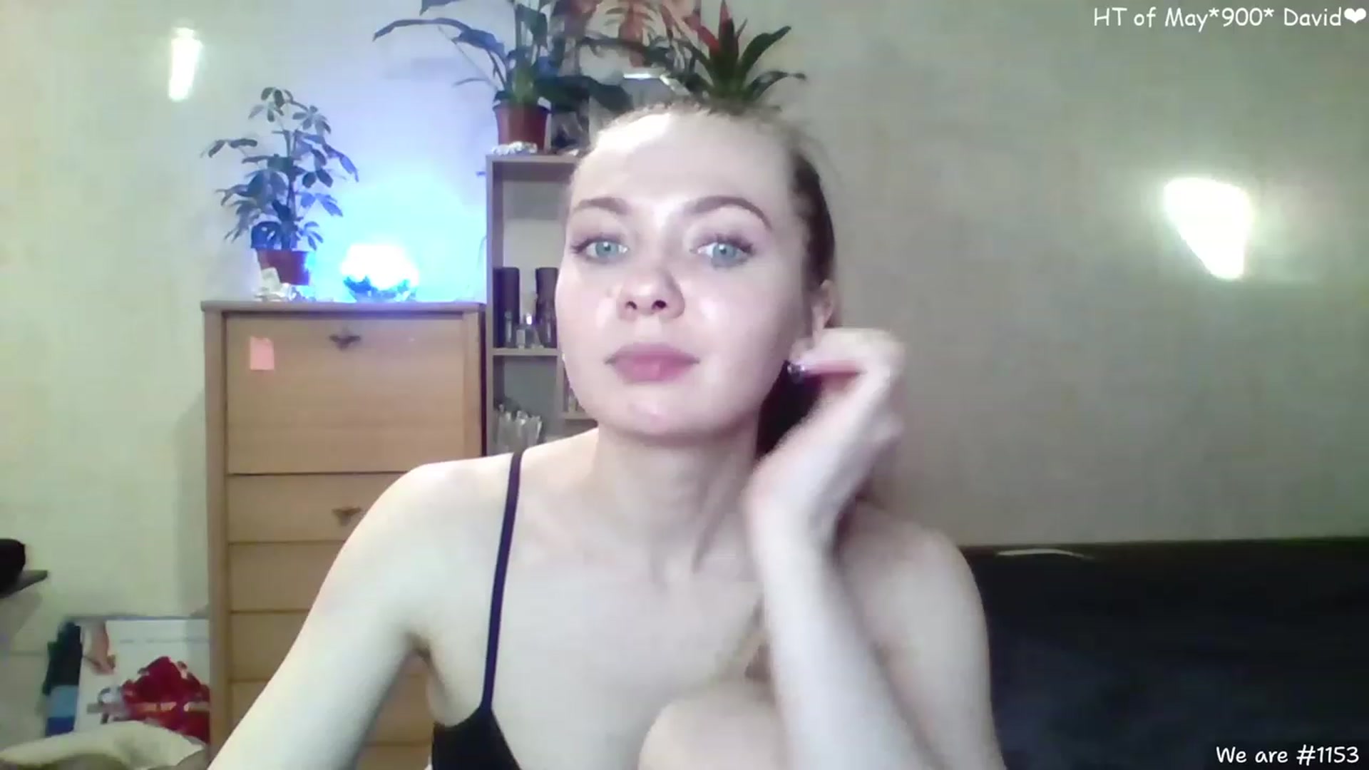 Gallery image thumbnail from LizaGhost's myfreecams stream on, 05/03/2023, 16:27 image 14 of 20