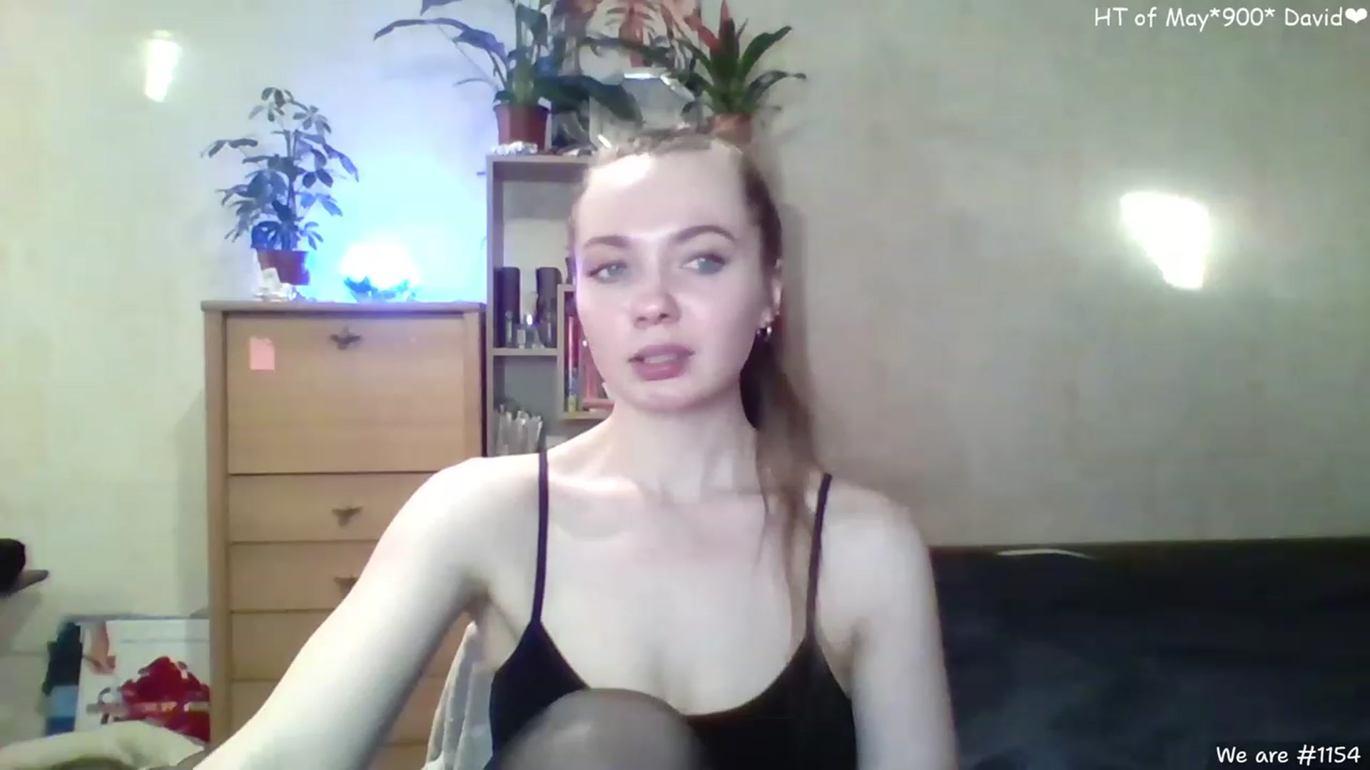 Gallery image thumbnail from LizaGhost's myfreecams stream on, 05/03/2023, 16:27 image 13 of 20
