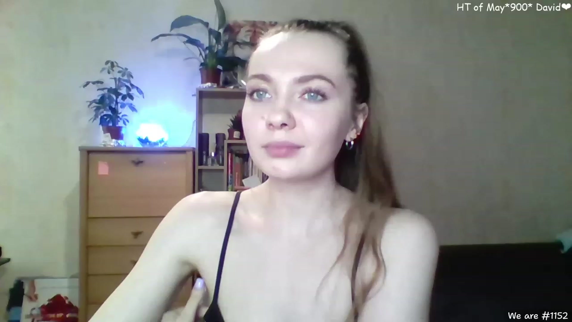 Gallery image thumbnail from LizaGhost's myfreecams stream on, 05/03/2023, 16:27 image 2 of 20