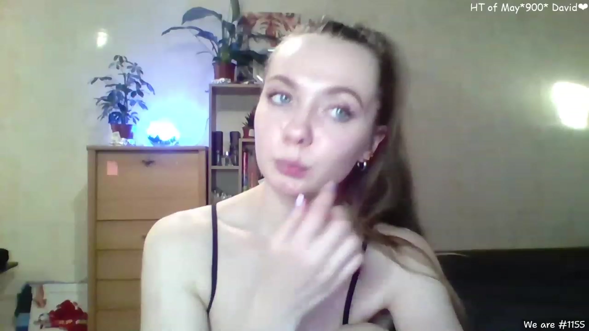 Gallery image thumbnail from LizaGhost's myfreecams stream on, 05/03/2023, 16:27 image 16 of 20
