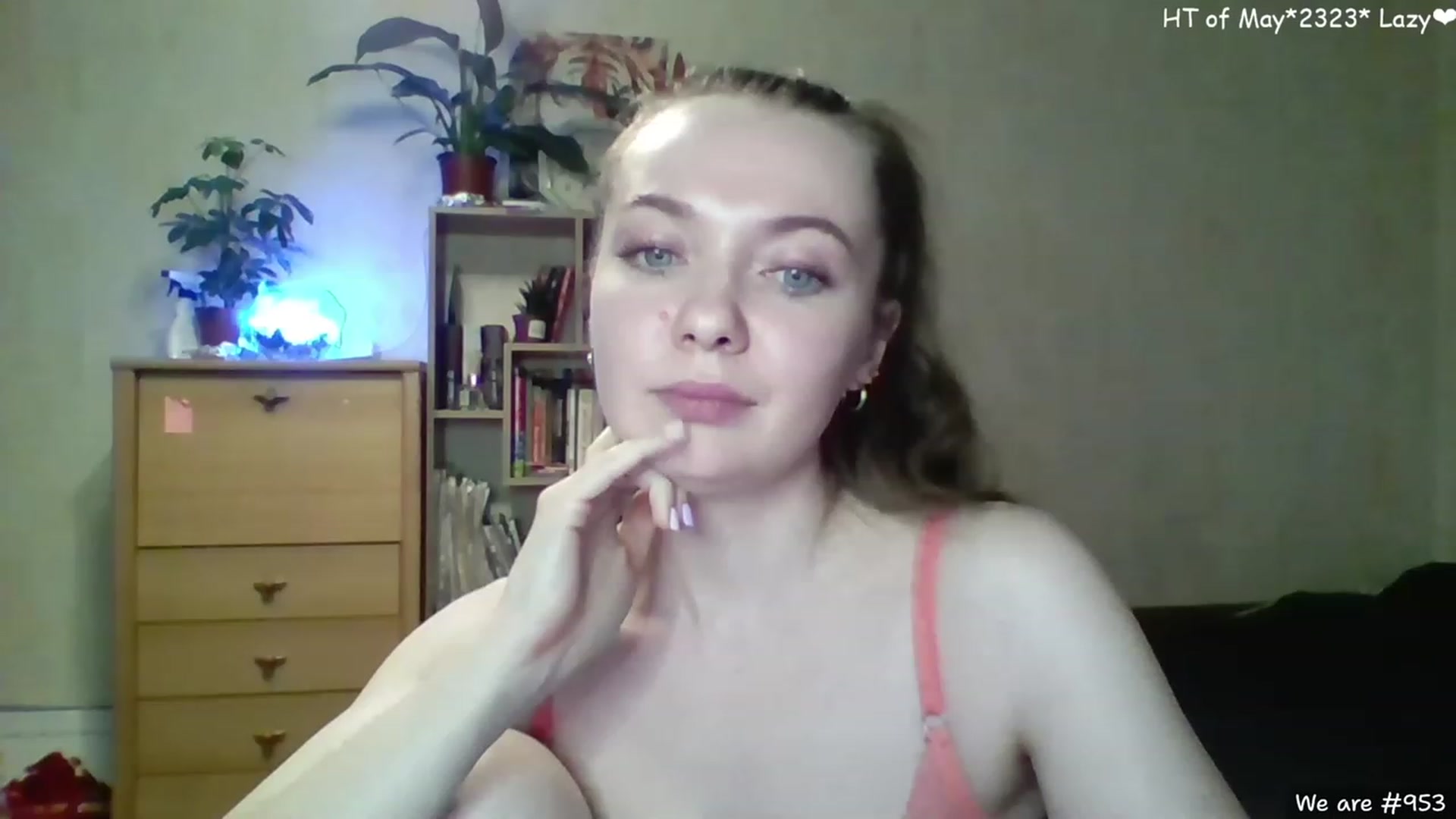 Gallery image thumbnail from LizaGhost's myfreecams stream on, 05/05/2023, 16:43 image 17 of 20