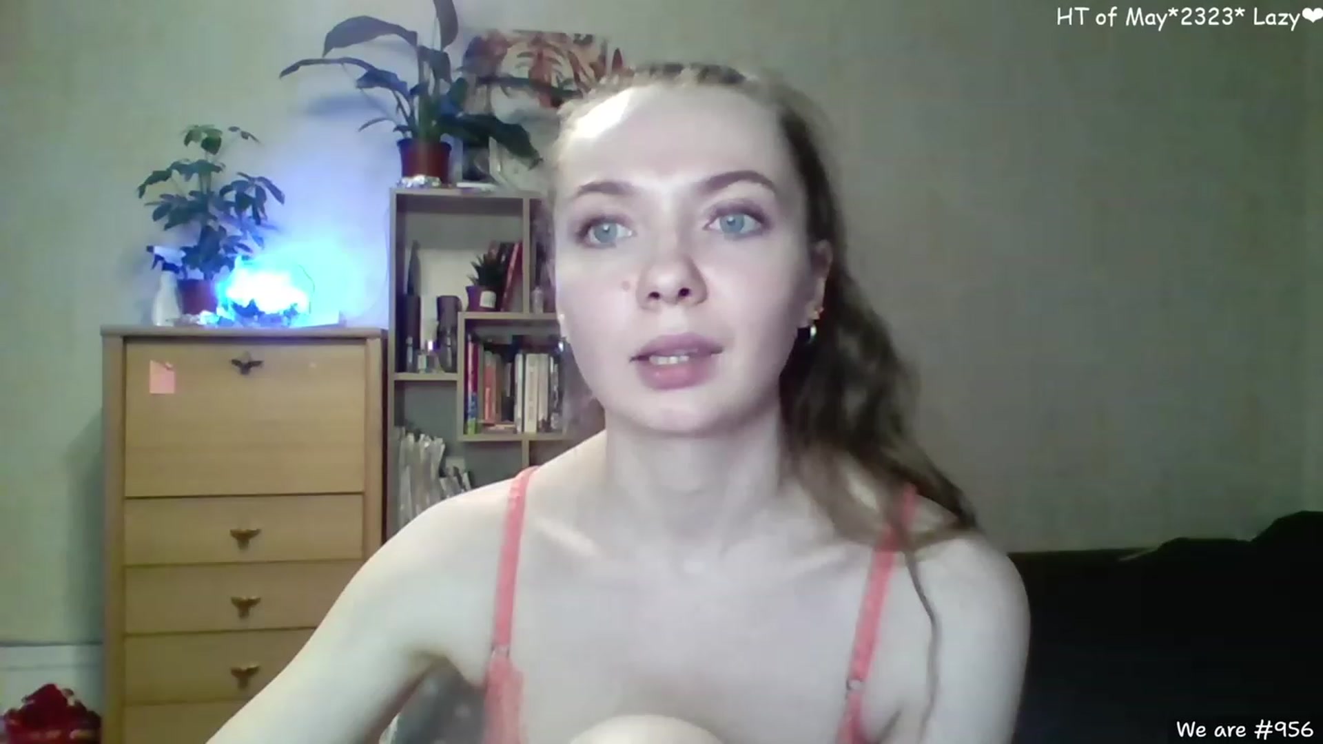 Gallery image thumbnail from LizaGhost's myfreecams stream on, 05/05/2023, 16:43 image 19 of 20