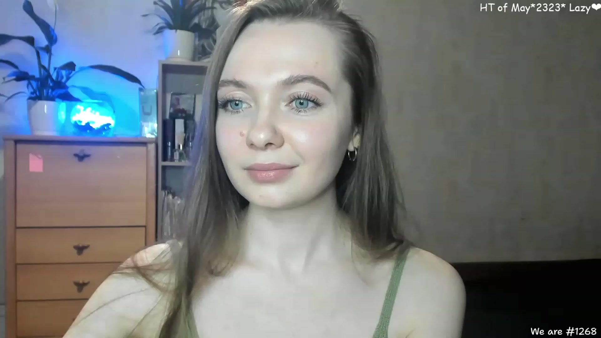 Gallery image thumbnail from LizaGhost's myfreecams stream on, 05/09/2023, 16:24 image 9 of 20