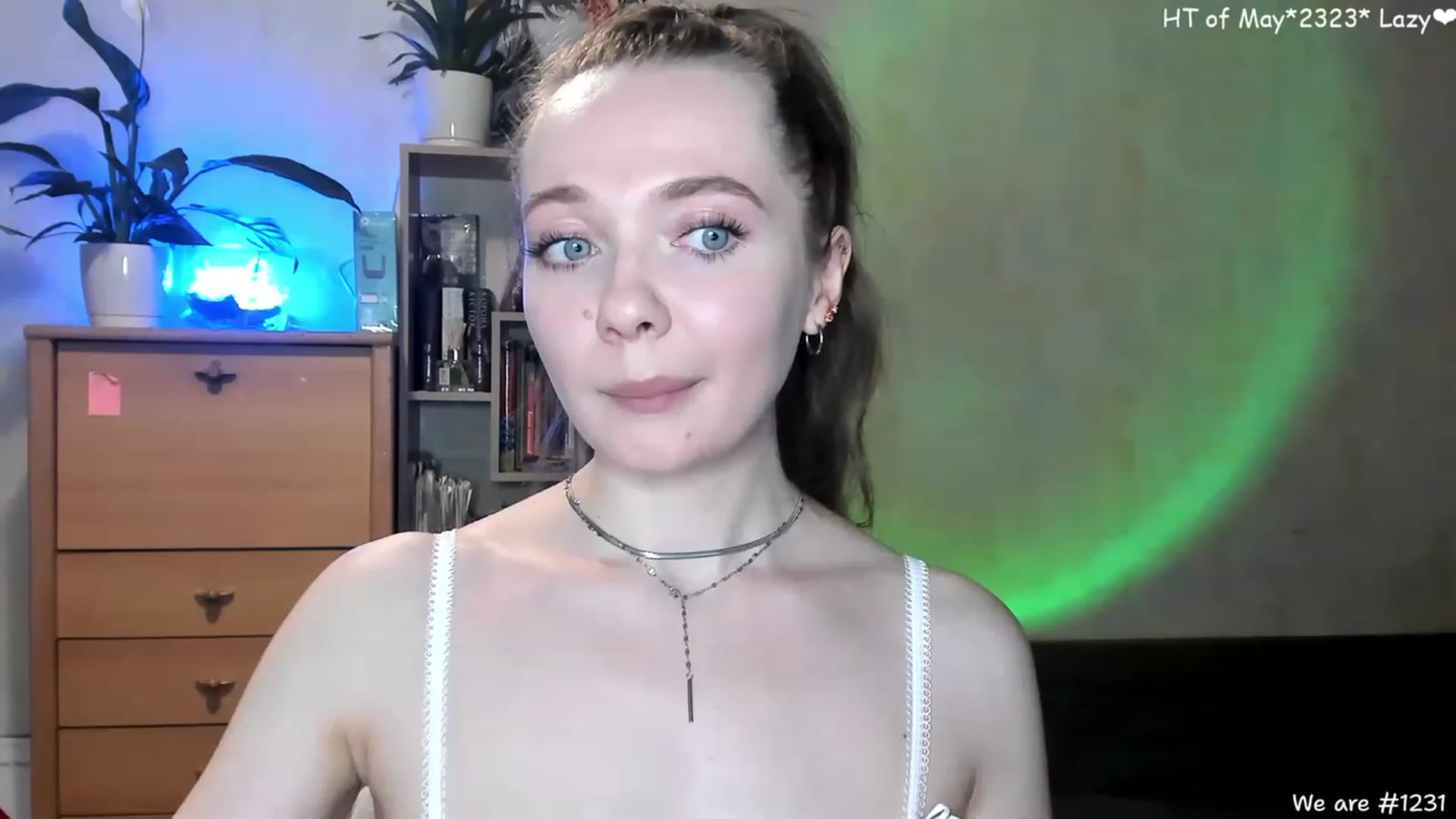 Gallery image thumbnail from LizaGhost's myfreecams stream on, 05/10/2023, 14:32 image 7 of 20