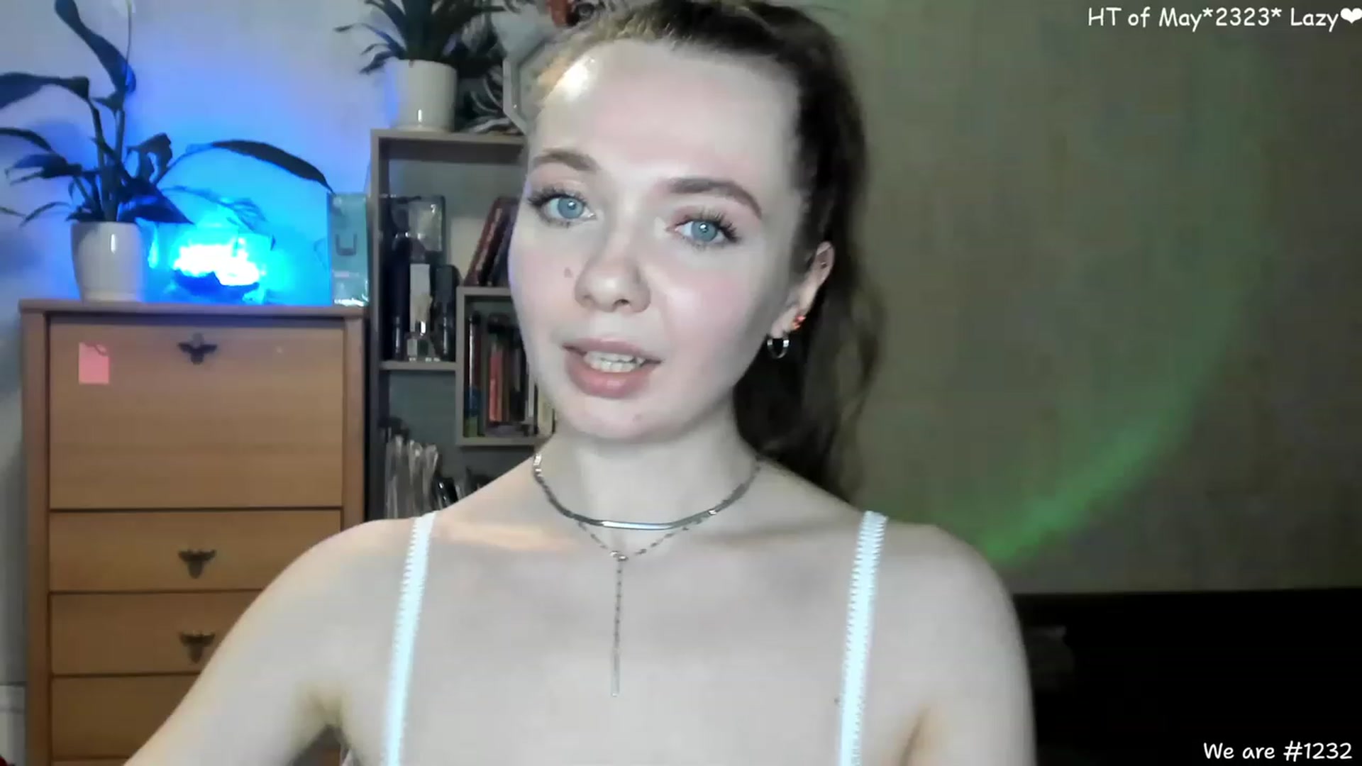 Gallery image thumbnail from LizaGhost's myfreecams stream on, 05/10/2023, 14:32 image 18 of 20