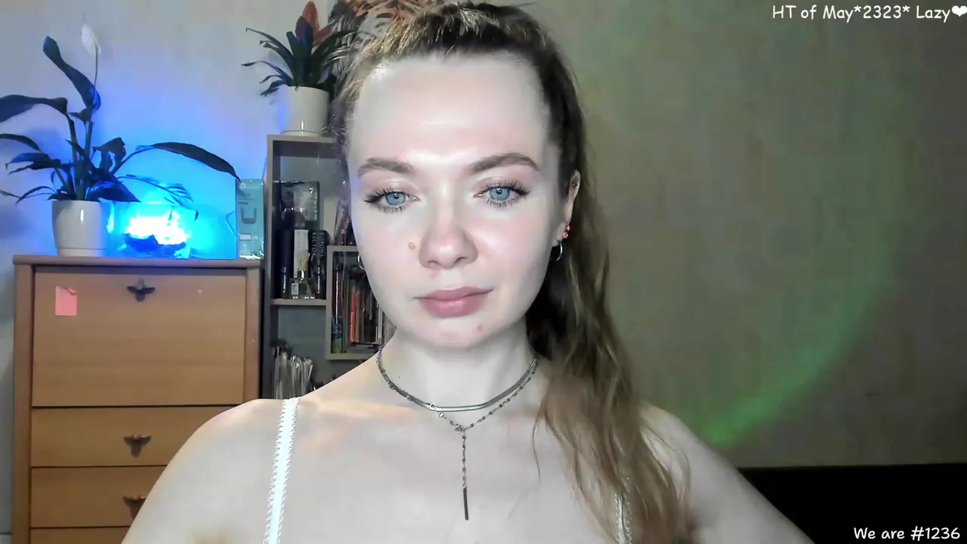 Gallery image thumbnail from LizaGhost's myfreecams stream on, 05/10/2023, 15:45 image 18 of 20