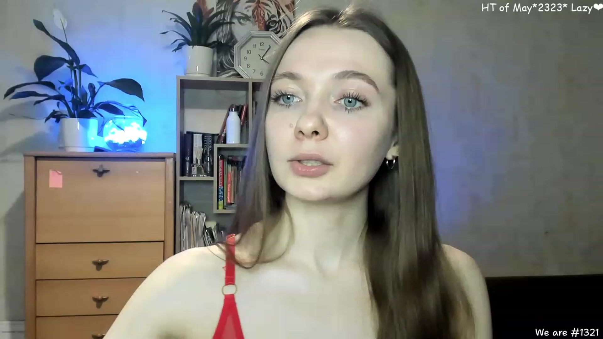 Gallery image thumbnail from LizaGhost's myfreecams stream on, 05/11/2023, 14:31 image 8 of 20