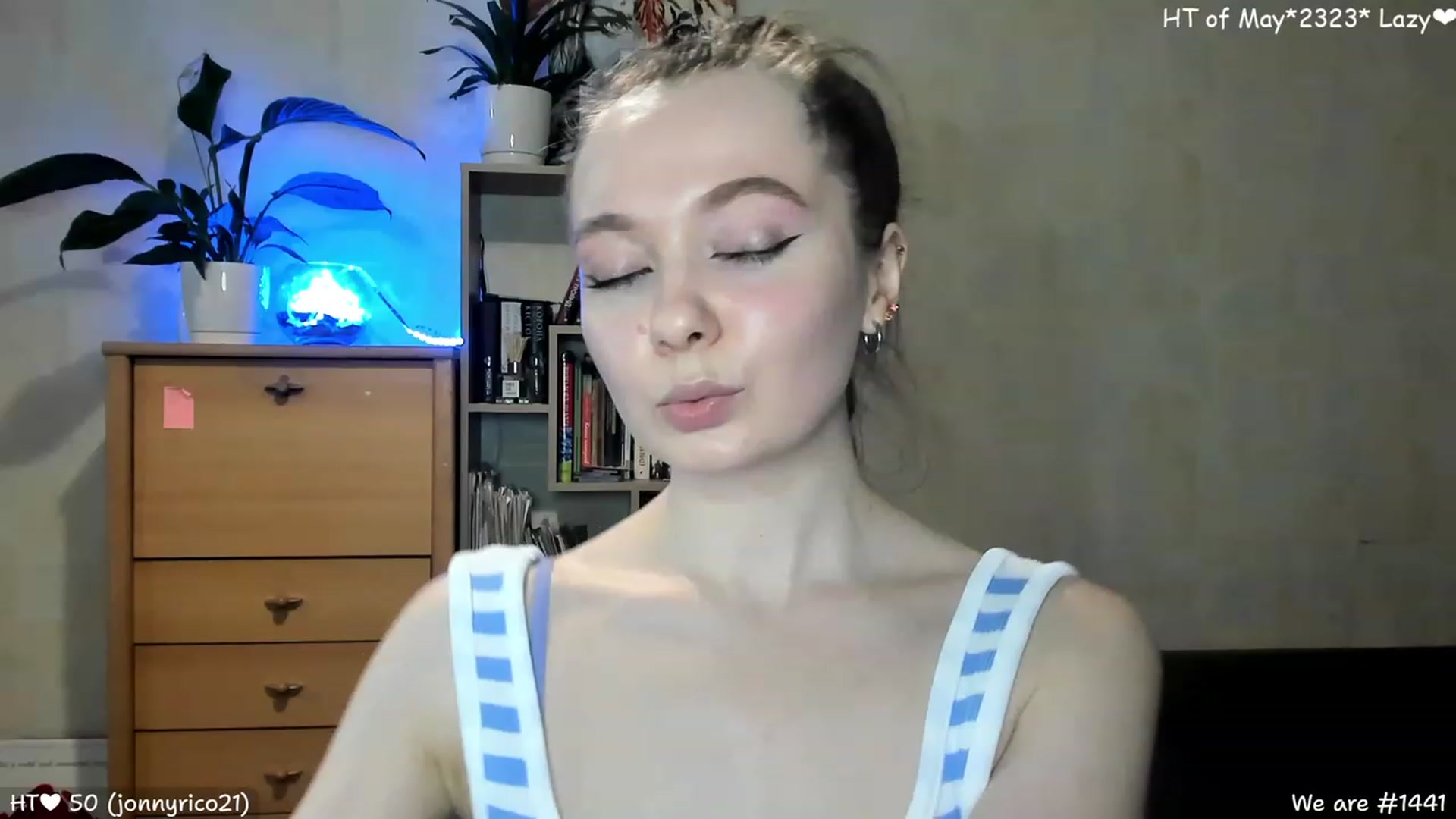 Gallery image thumbnail from LizaGhost's myfreecams stream on, 05/14/2023, 14:10 image 14 of 20