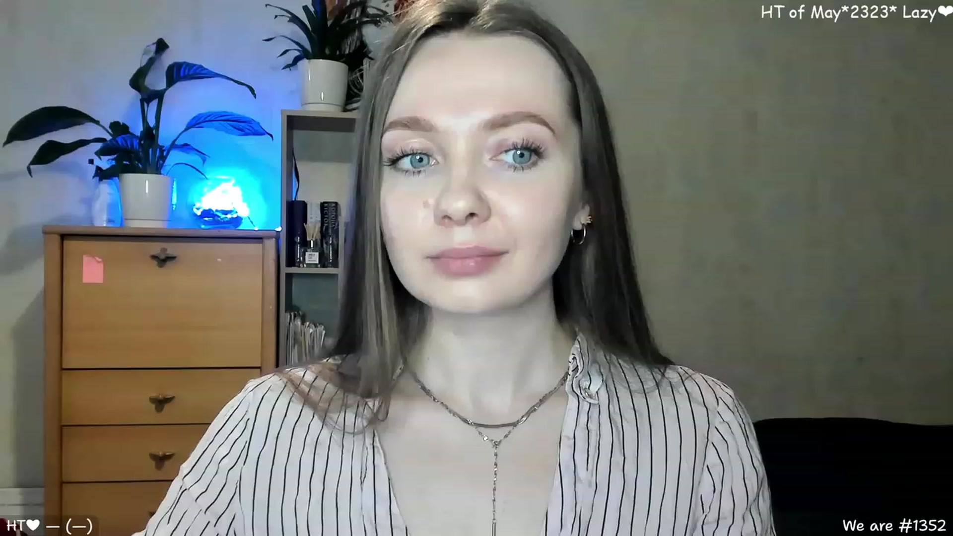 Gallery image thumbnail from LizaGhost's myfreecams stream on, 05/15/2023, 14:14 image 5 of 20