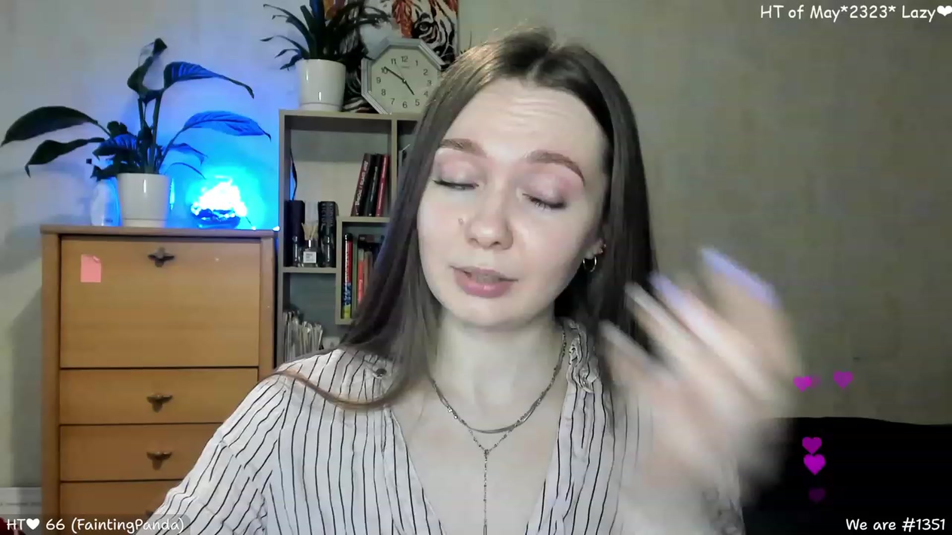 Gallery image thumbnail from LizaGhost's myfreecams stream on, 05/15/2023, 14:14 image 14 of 20