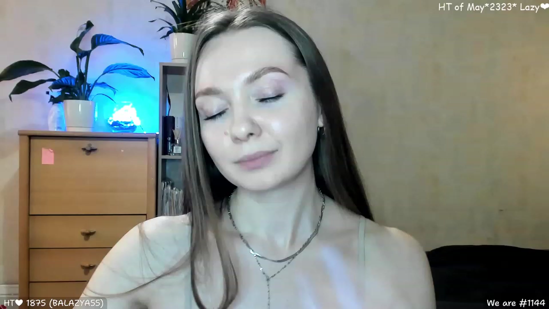Gallery image thumbnail from LizaGhost's myfreecams stream on, 05/15/2023, 17:04 image 7 of 20