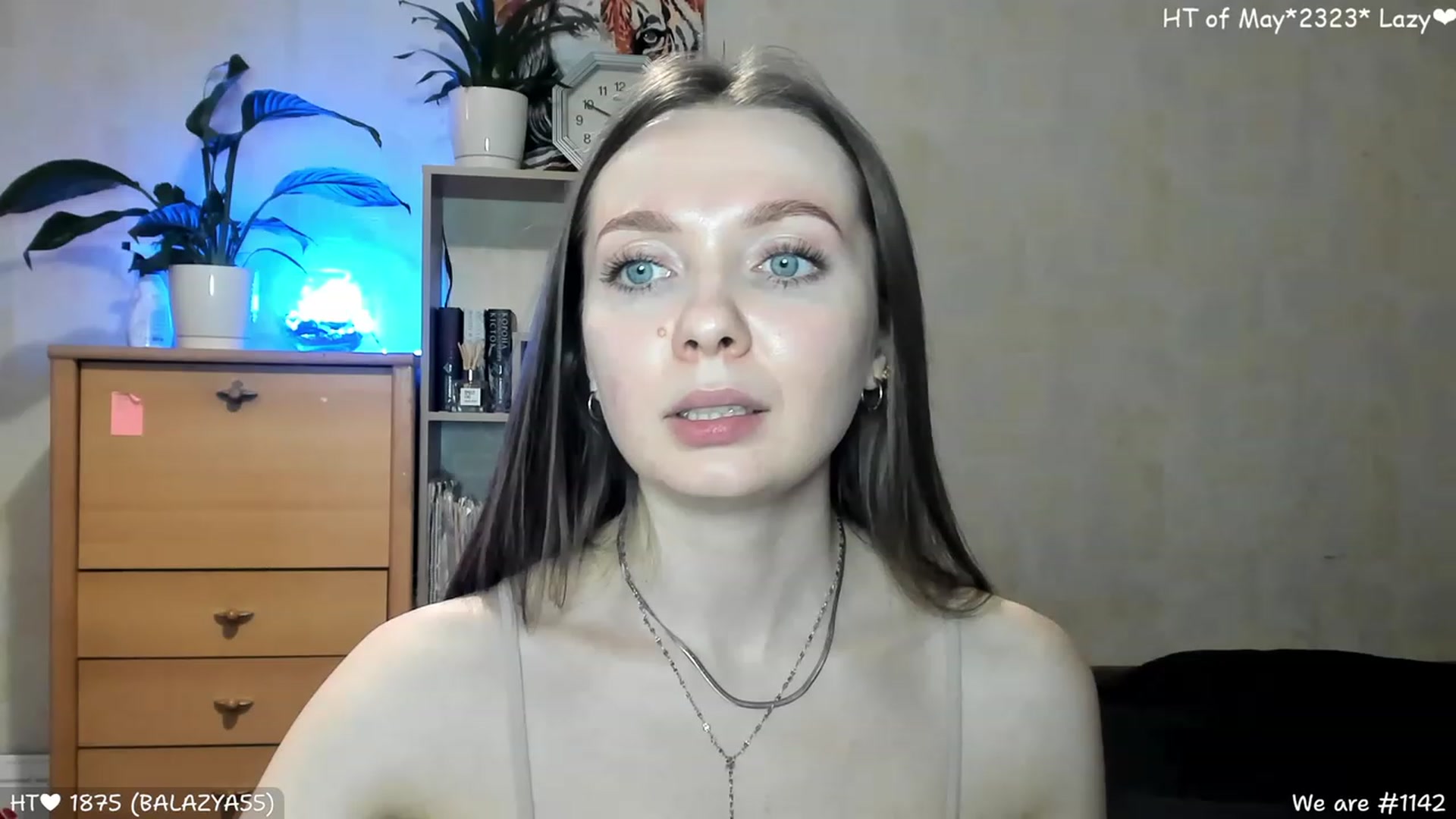 Gallery image thumbnail from LizaGhost's myfreecams stream on, 05/15/2023, 17:04 image 16 of 20