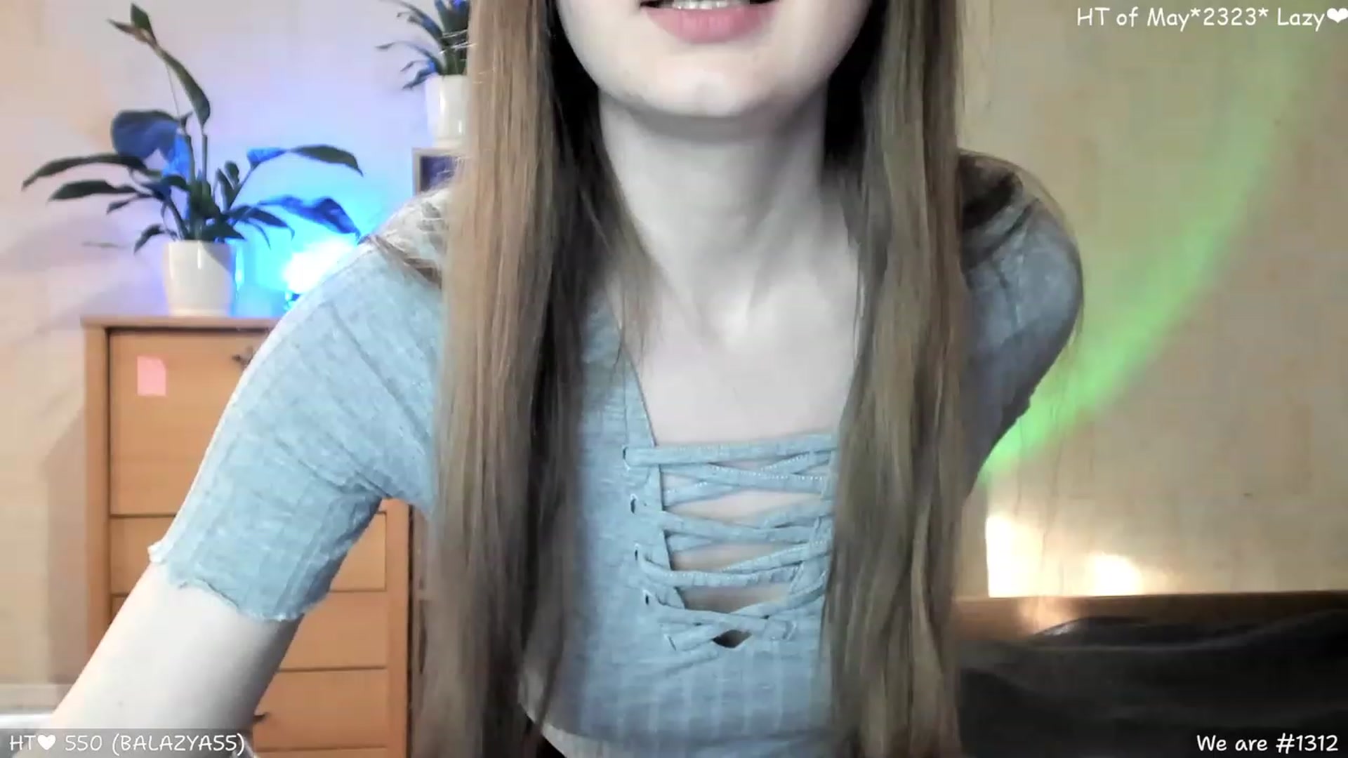 Gallery image thumbnail from LizaGhost's myfreecams stream on, 05/18/2023, 16:15 image 13 of 20