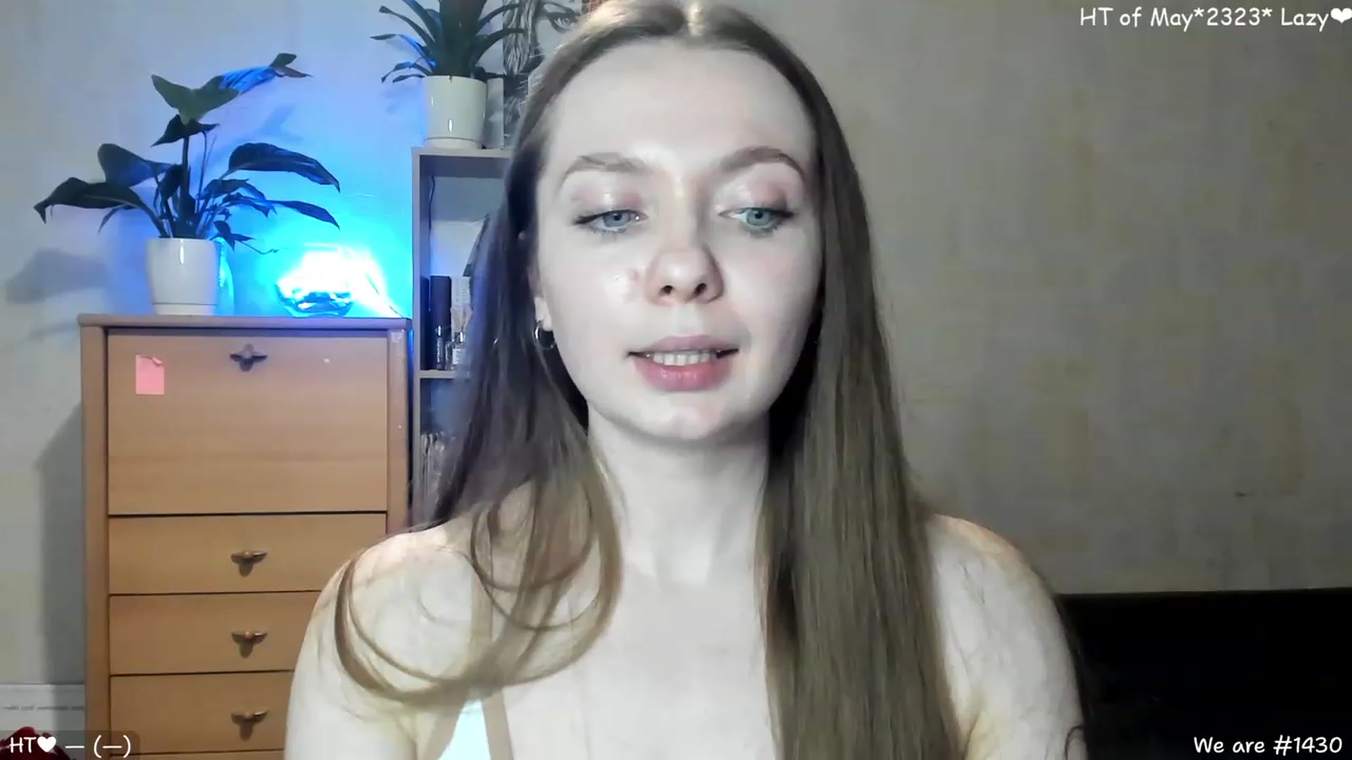 Gallery image thumbnail from LizaGhost's myfreecams stream on, 05/21/2023, 14:22 image 13 of 20