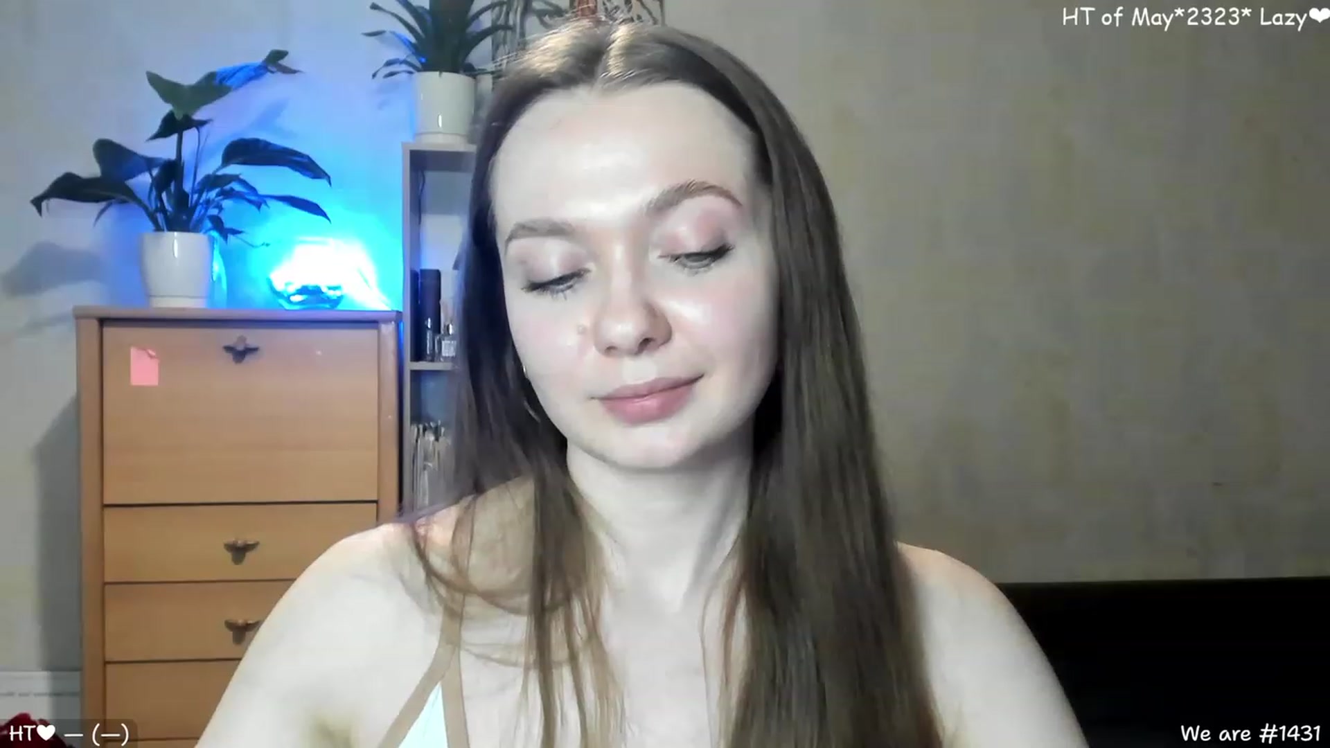 Gallery image thumbnail from LizaGhost's myfreecams stream on, 05/21/2023, 14:22 image 16 of 20