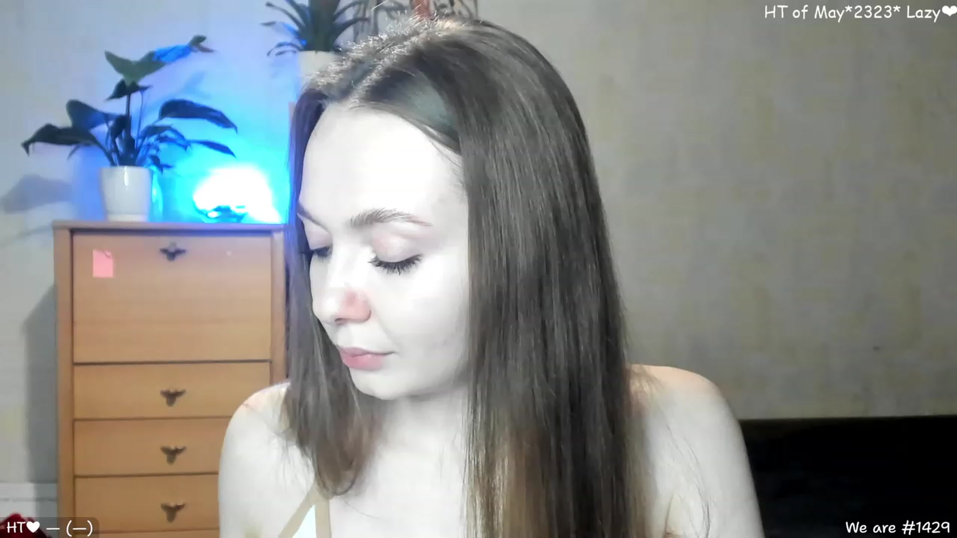 Gallery image thumbnail from LizaGhost's myfreecams stream on, 05/21/2023, 14:22 image 10 of 20