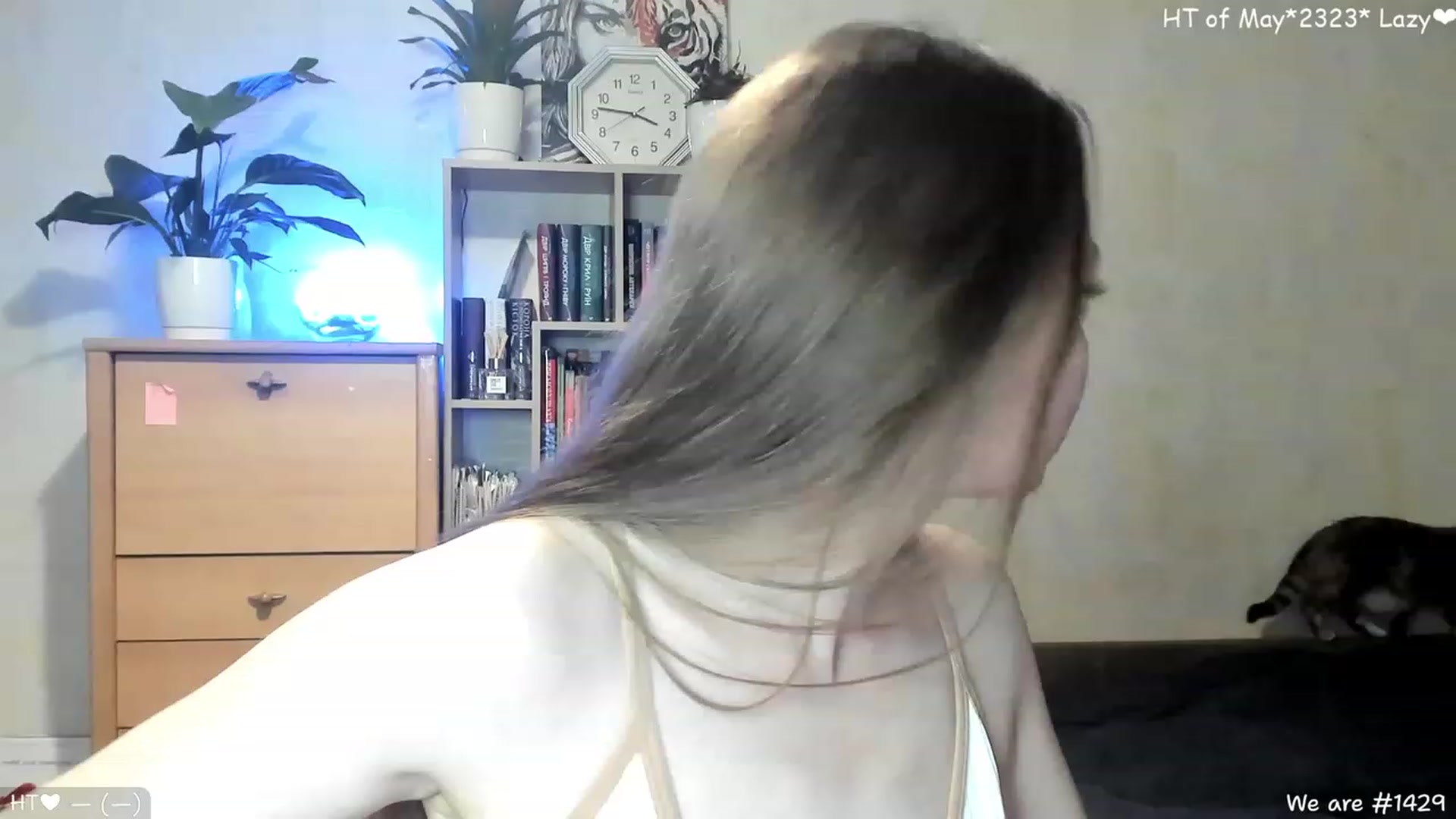 Gallery image thumbnail from LizaGhost's myfreecams stream on, 05/21/2023, 14:22 image 1 of 20