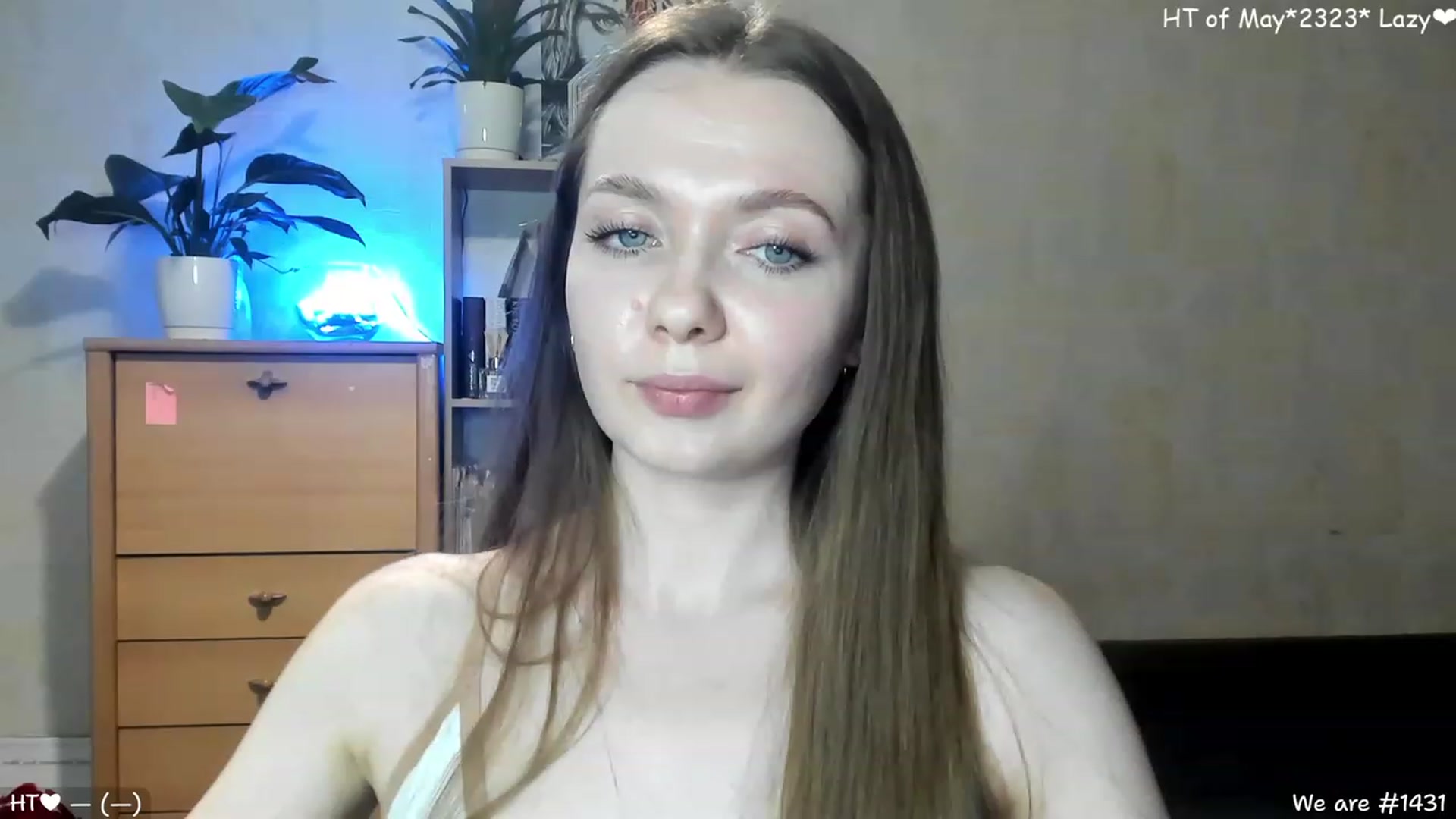 Gallery image thumbnail from LizaGhost's myfreecams stream on, 05/21/2023, 14:22 image 14 of 20