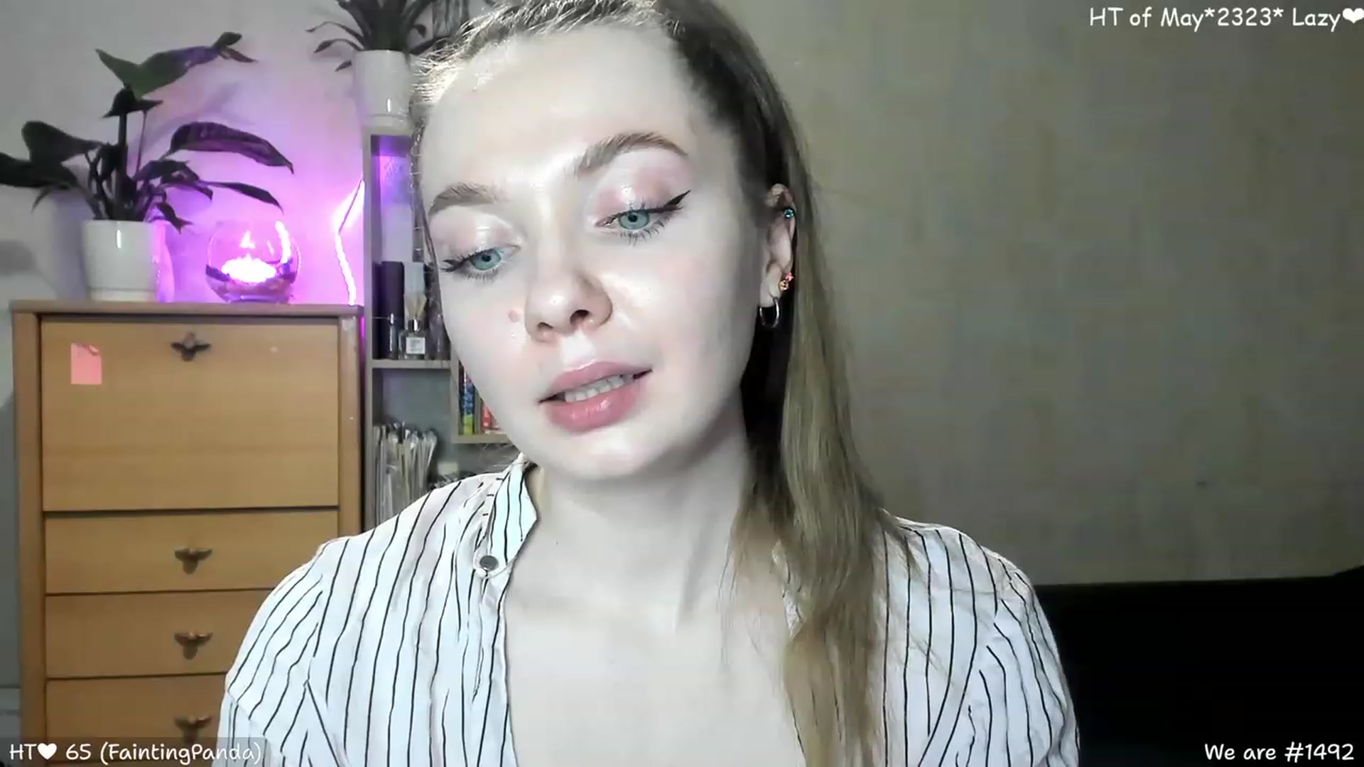 Gallery image thumbnail from LizaGhost's myfreecams stream on, 05/22/2023, 15:33 image 14 of 20