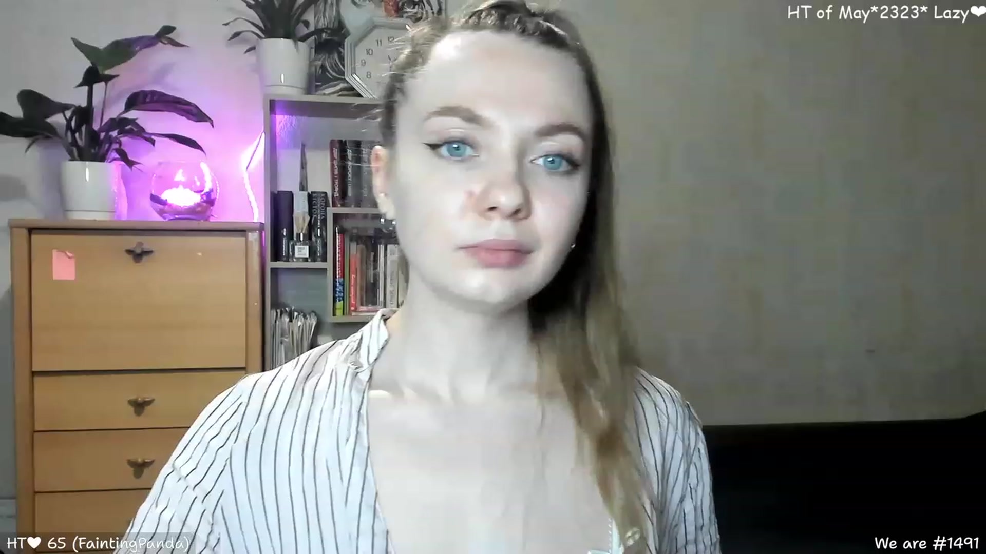 Gallery image thumbnail from LizaGhost's myfreecams stream on, 05/22/2023, 15:33 image 7 of 20