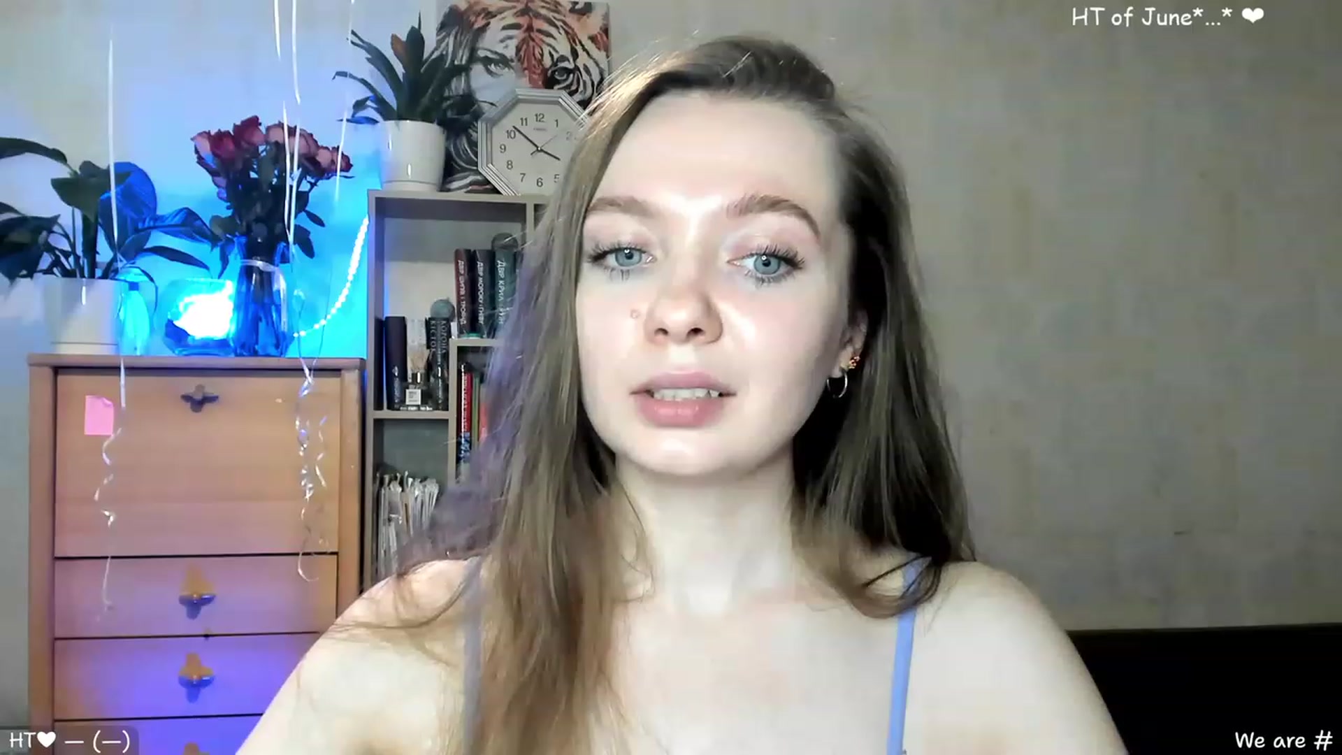 Gallery image thumbnail from LizaGhost's myfreecams stream on, 06/01/2023, 14:47 image 5 of 20