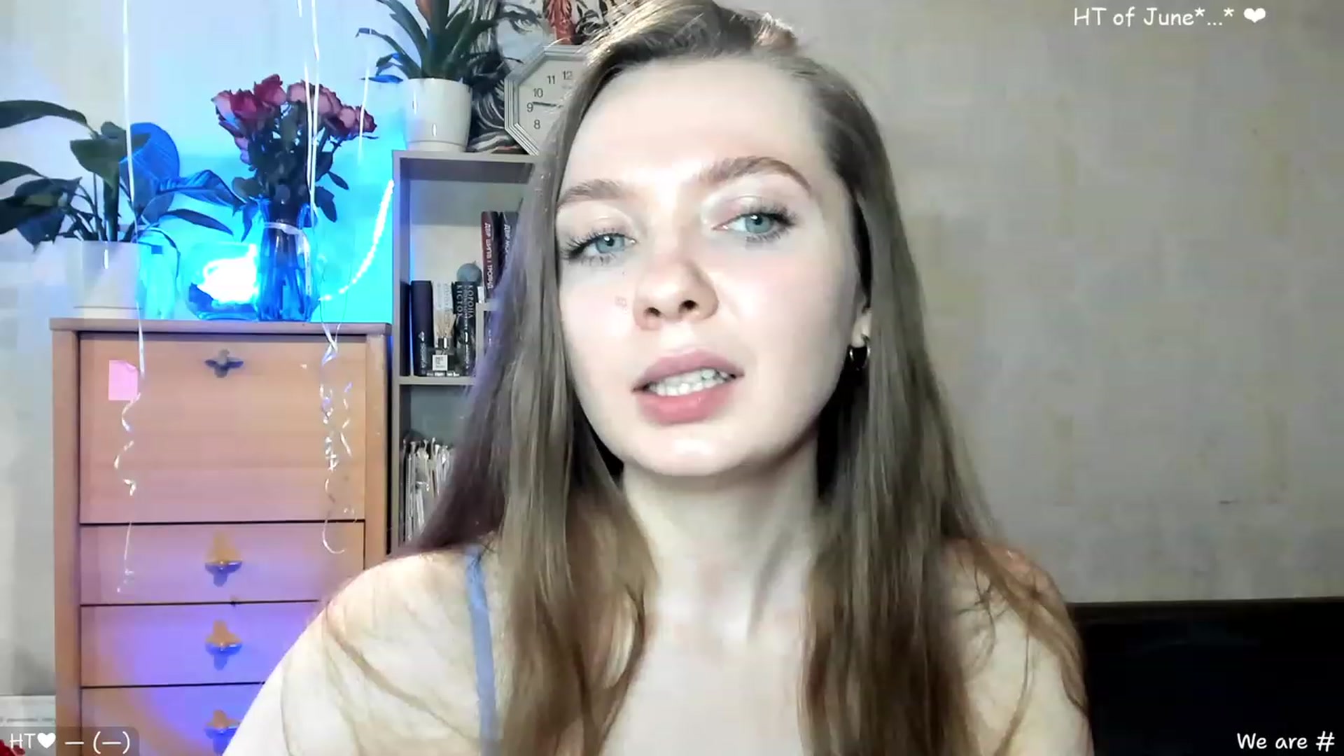 Gallery image thumbnail from LizaGhost's myfreecams stream on, 06/01/2023, 14:47 image 13 of 20