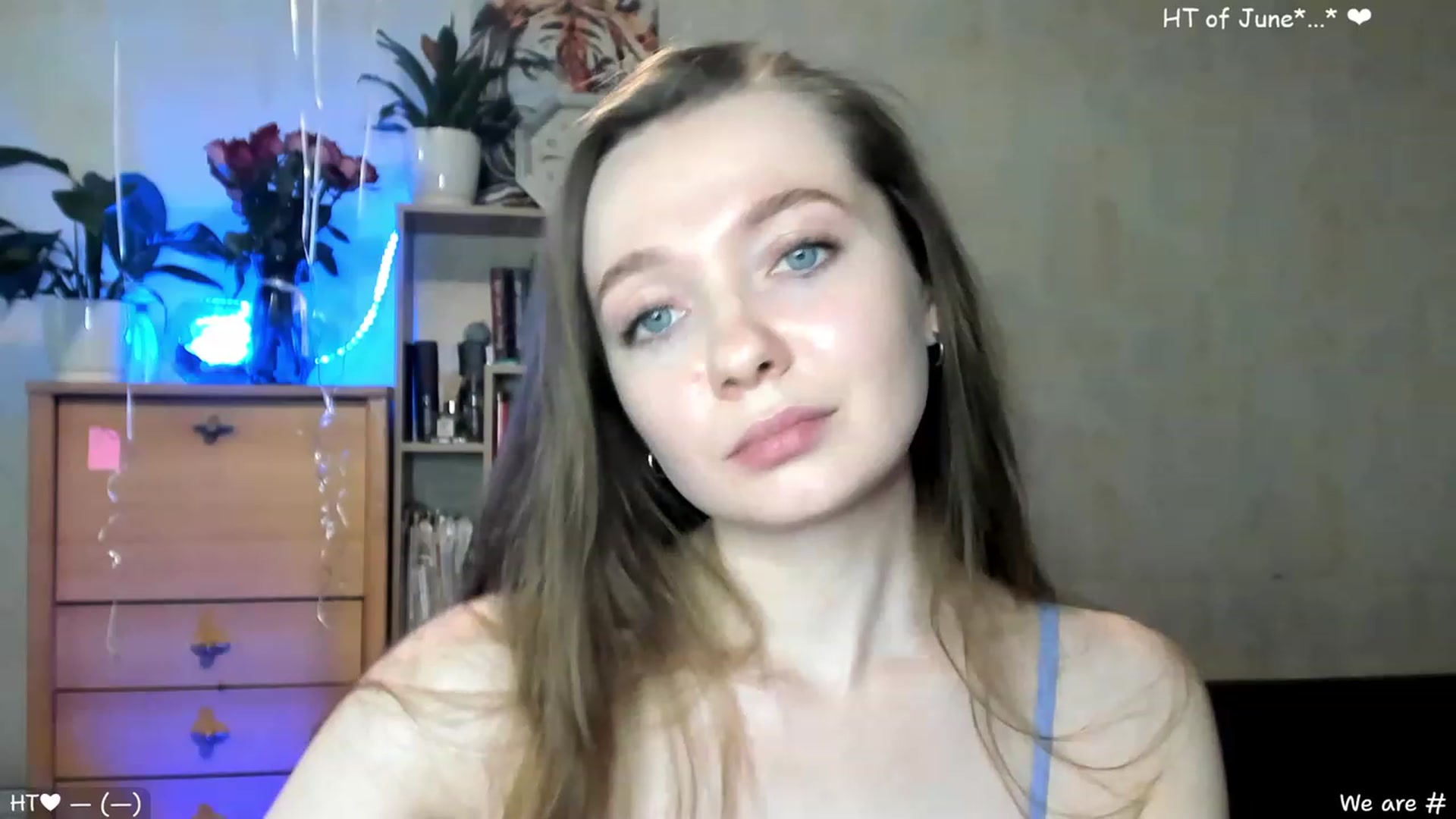 Gallery image thumbnail from LizaGhost's myfreecams stream on, 06/01/2023, 14:47 image 4 of 20