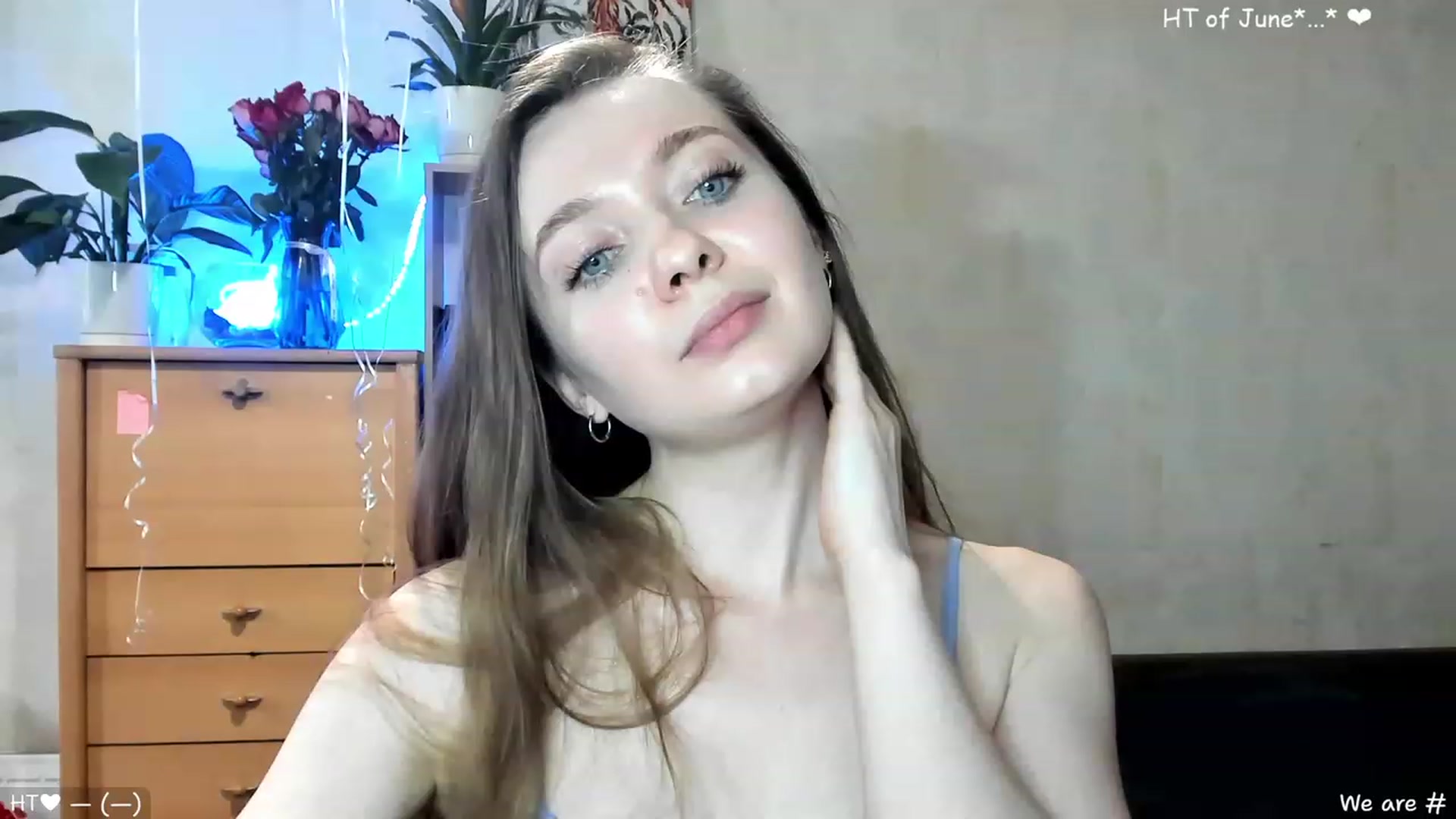 Gallery image thumbnail from LizaGhost's myfreecams stream on, 06/01/2023, 14:47 image 16 of 20