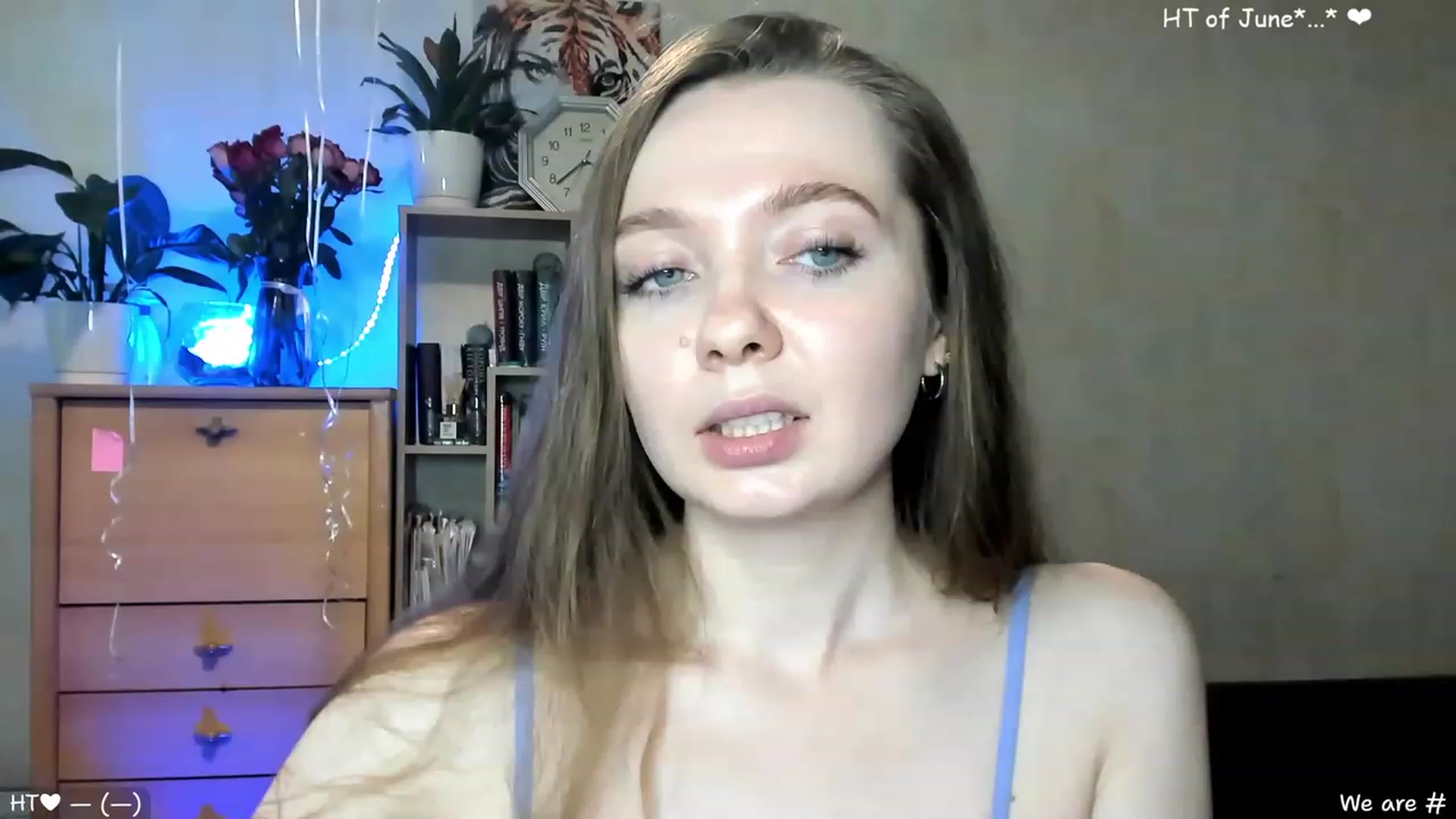 Gallery image thumbnail from LizaGhost's myfreecams stream on, 06/01/2023, 14:47 image 3 of 20