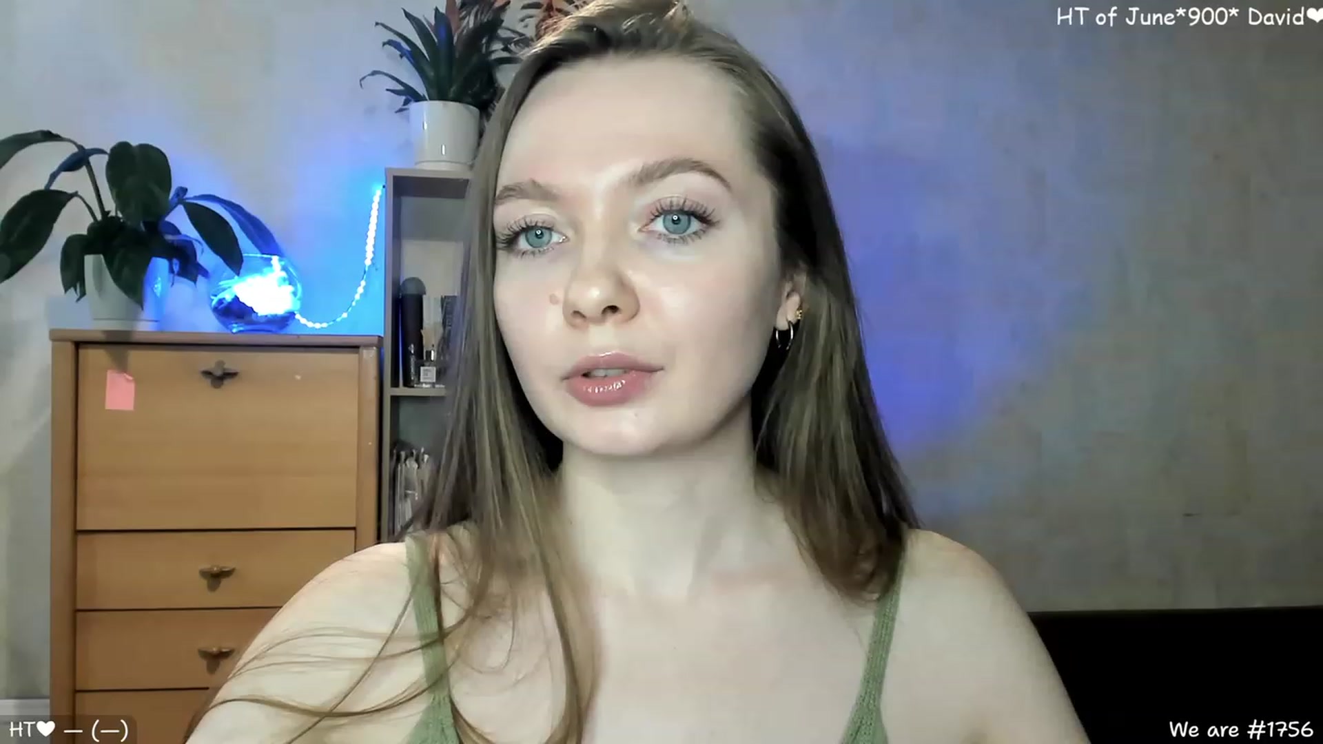 Gallery image thumbnail from LizaGhost's myfreecams stream on, 06/05/2023, 13:39 image 10 of 20