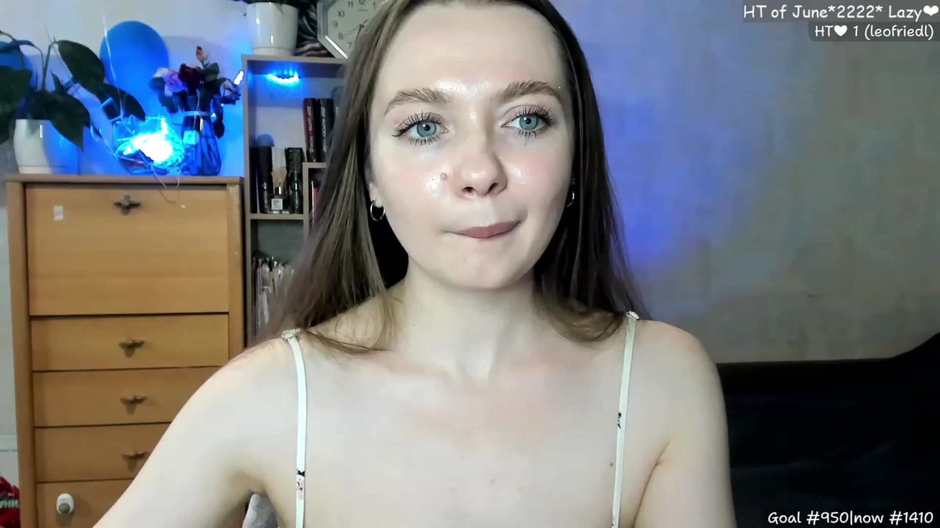 Gallery image thumbnail from LizaGhost's myfreecams stream on, 06/10/2023, 14:48 image 5 of 20