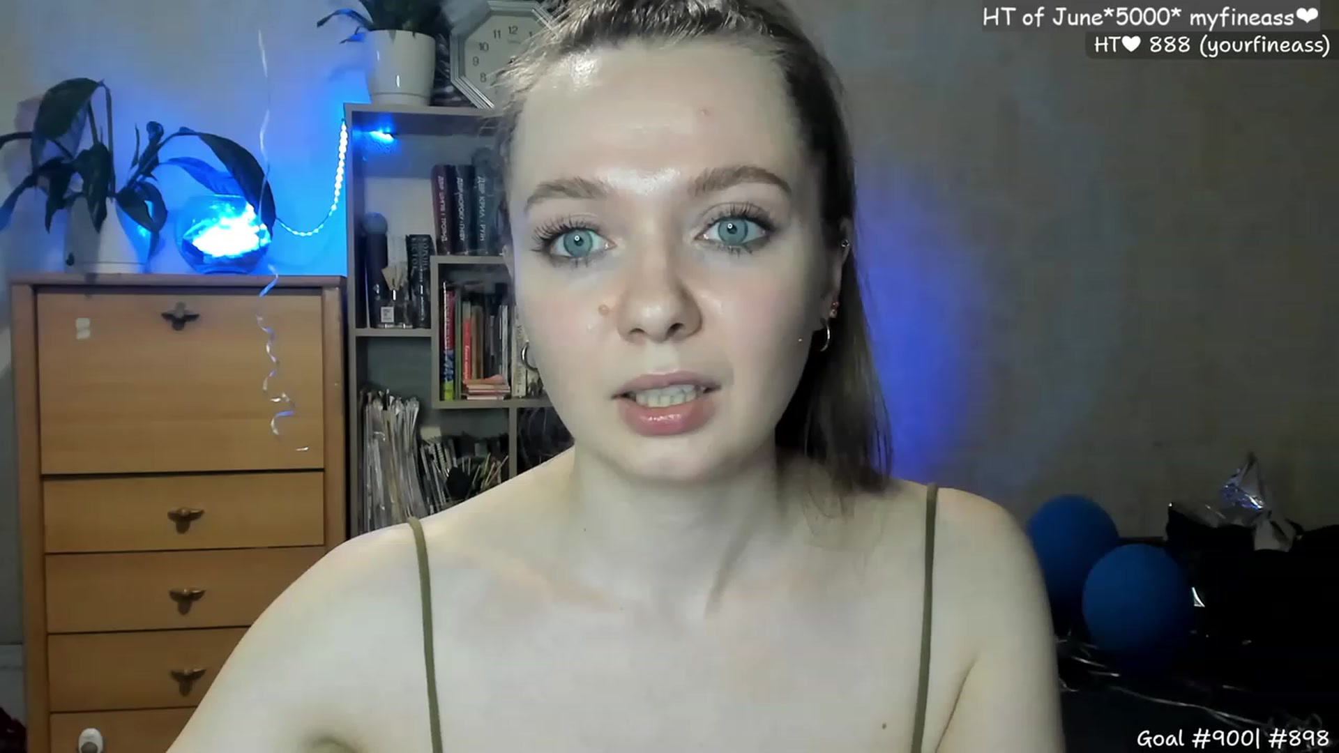 Gallery image thumbnail from LizaGhost's myfreecams stream on, 06/11/2023, 16:50 image 6 of 20
