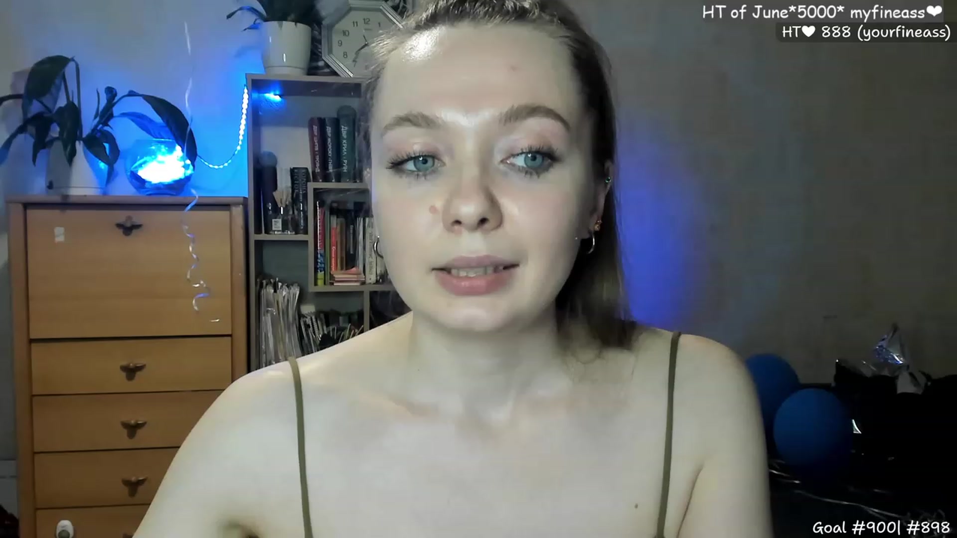 Gallery image thumbnail from LizaGhost's myfreecams stream on, 06/11/2023, 16:50 image 5 of 20