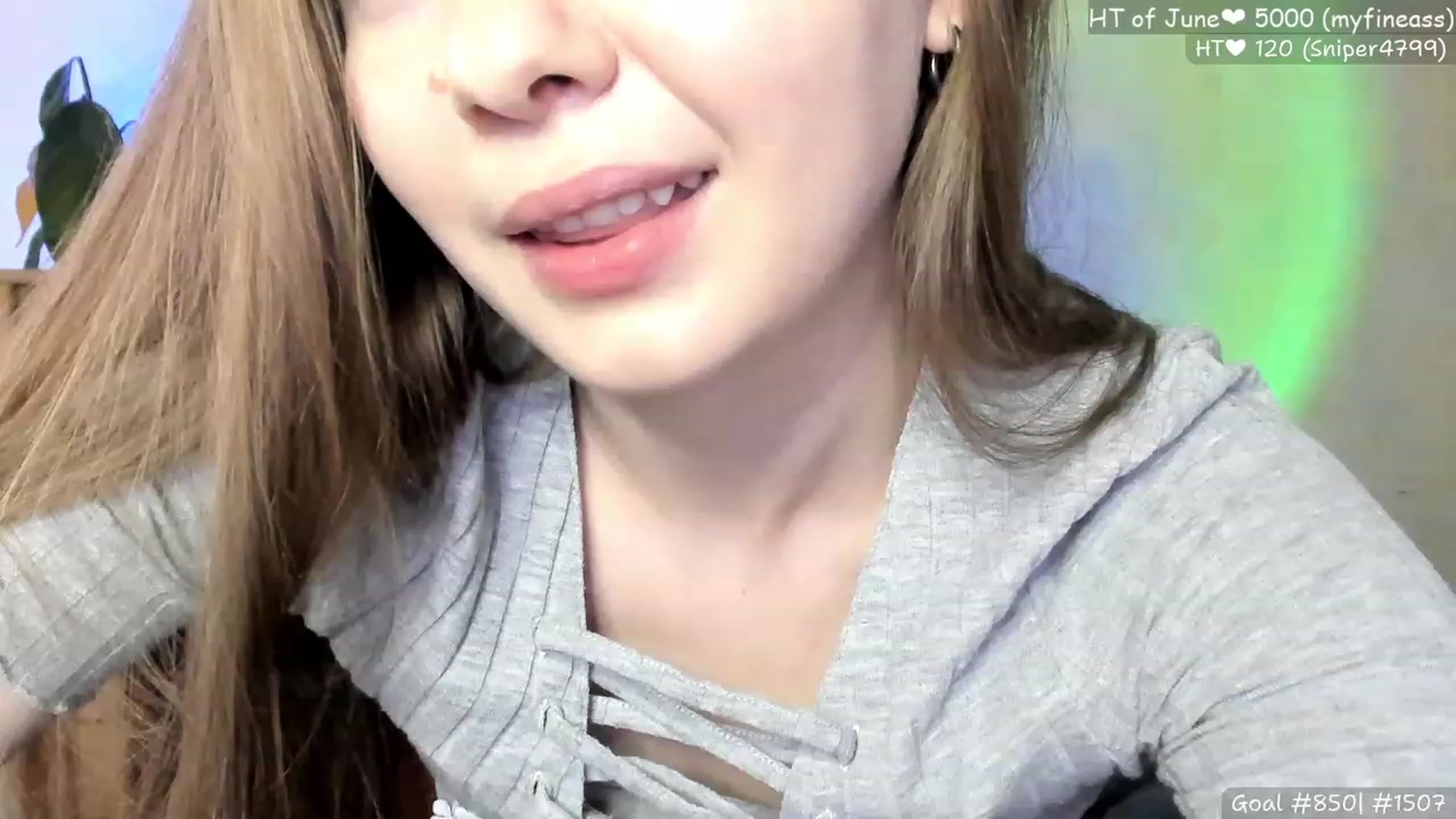 Gallery image thumbnail from LizaGhost's myfreecams stream on, 06/25/2023, 12:32 image 16 of 20