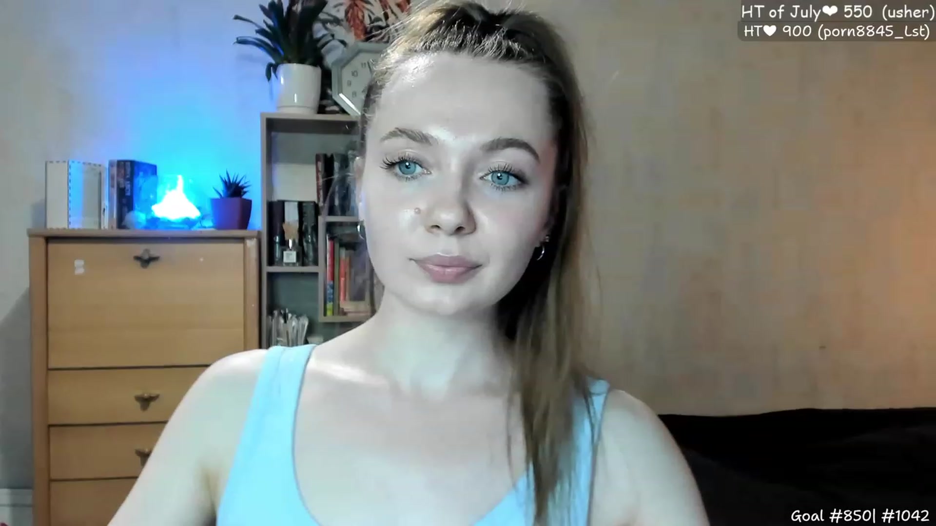 Gallery image thumbnail from LizaGhost's myfreecams stream on, 07/02/2023, 17:20 image 14 of 20