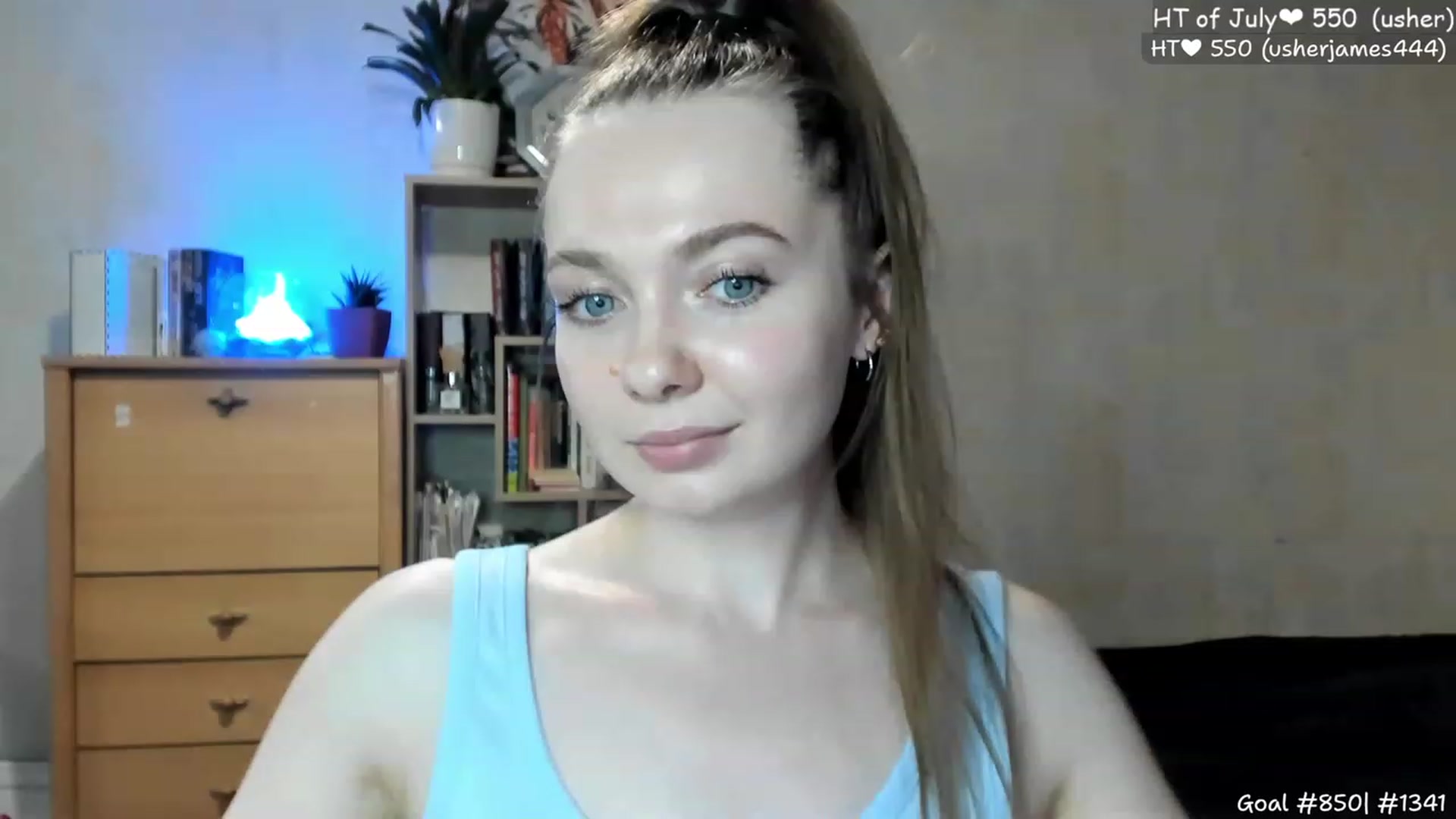 Gallery image thumbnail from LizaGhost's myfreecams stream on, 07/02/2023, 17:20 image 11 of 20
