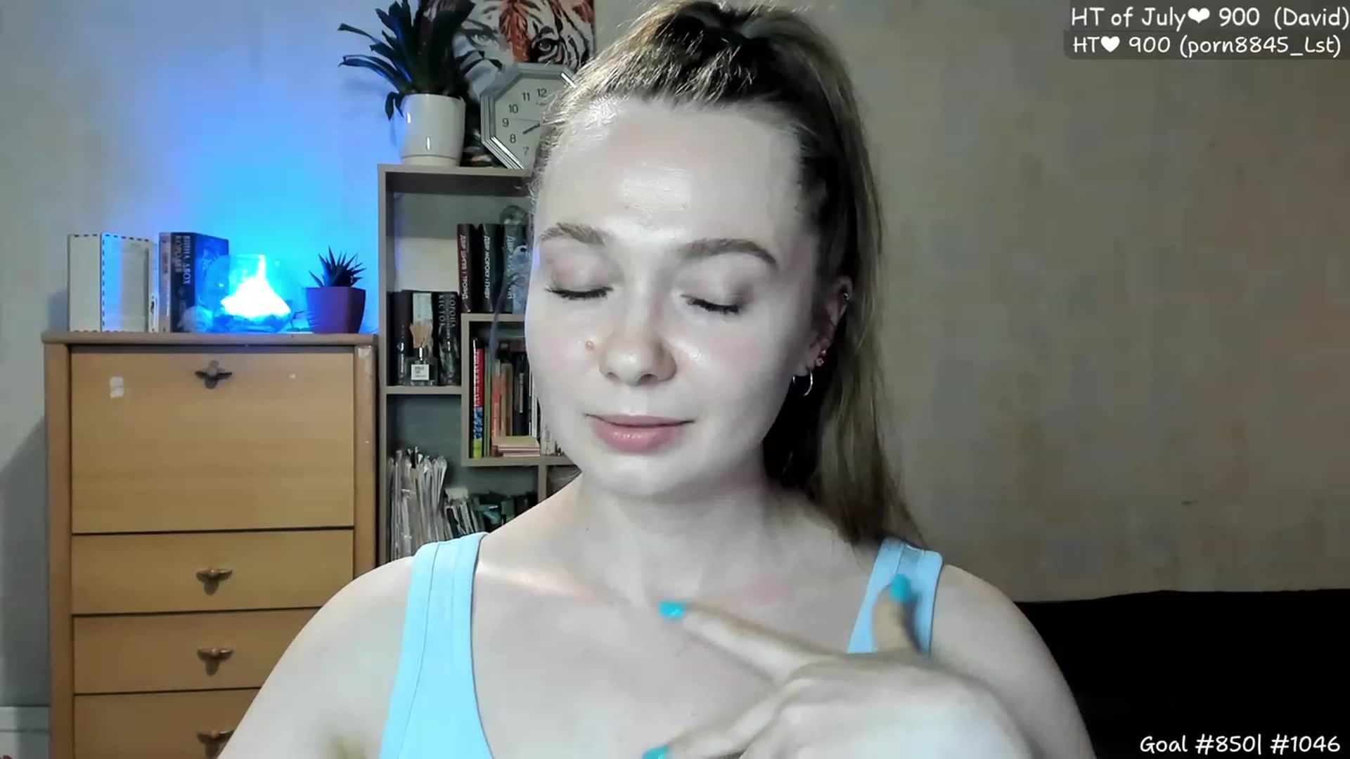 Gallery image thumbnail from LizaGhost's myfreecams stream on, 07/02/2023, 17:20 image 17 of 20