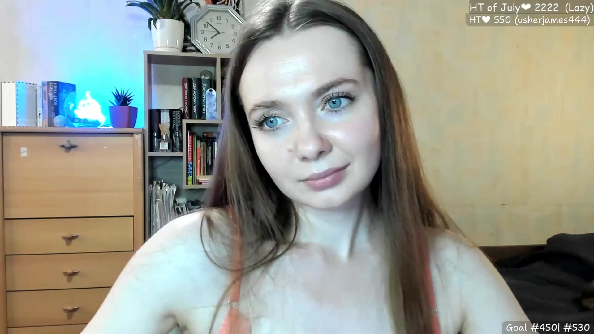Gallery image thumbnail from LizaGhost's myfreecams stream on, 07/04/2023, 17:04 image 17 of 20