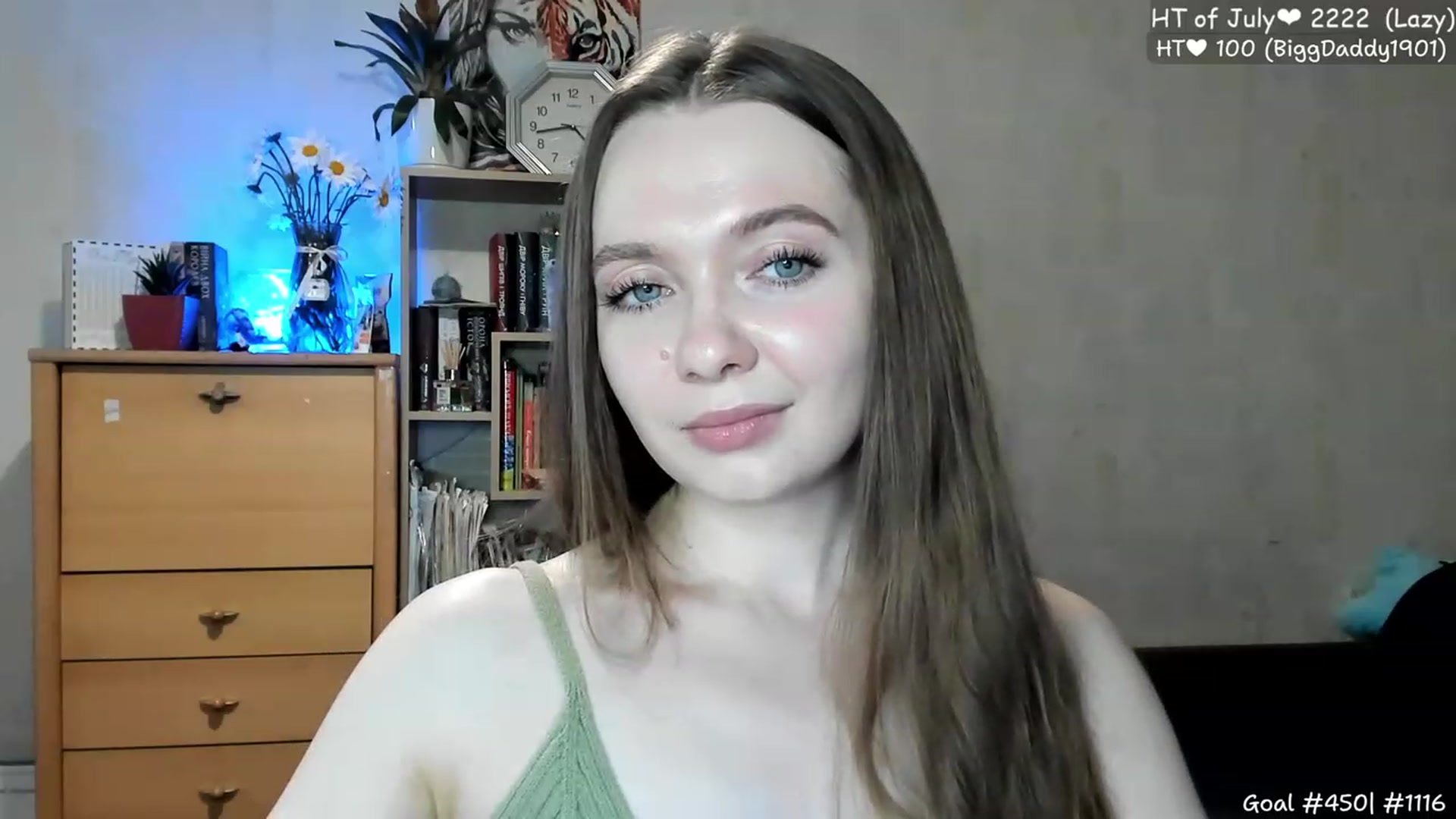 Gallery image thumbnail from LizaGhost's myfreecams stream on, 07/20/2023, 15:01 image 10 of 20