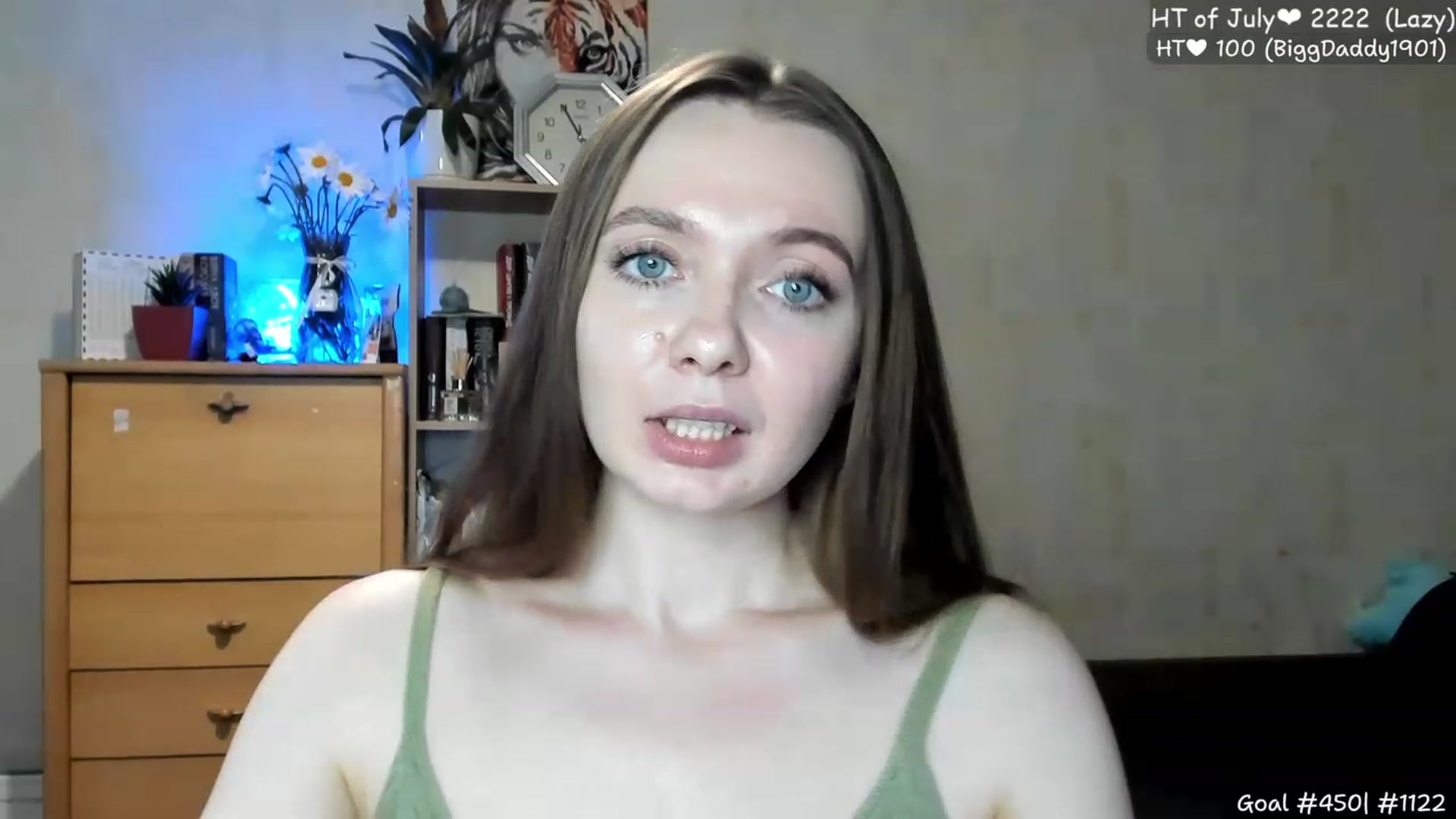 Gallery image thumbnail from LizaGhost's myfreecams stream on, 07/20/2023, 15:01 image 3 of 20